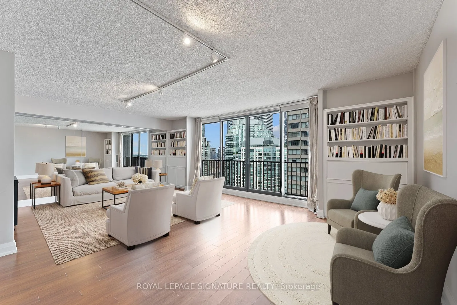 33 Harbour Square, #2436