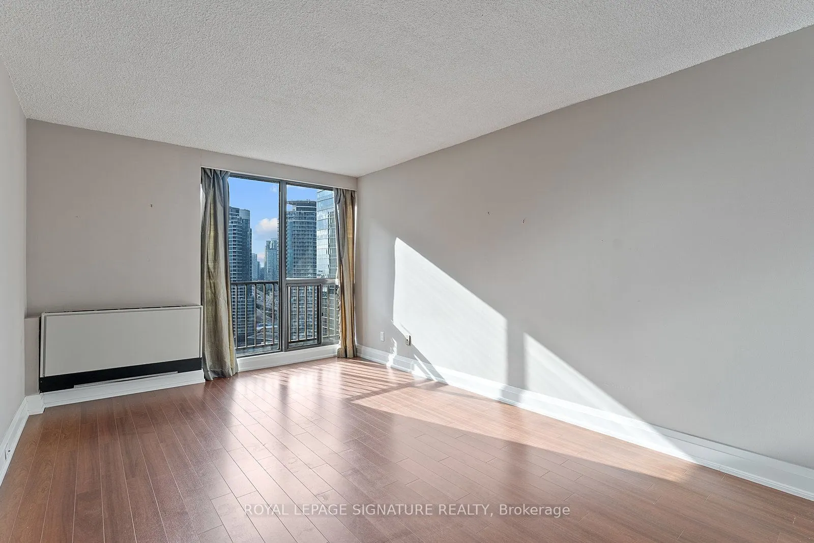 33 Harbour Square, #2436