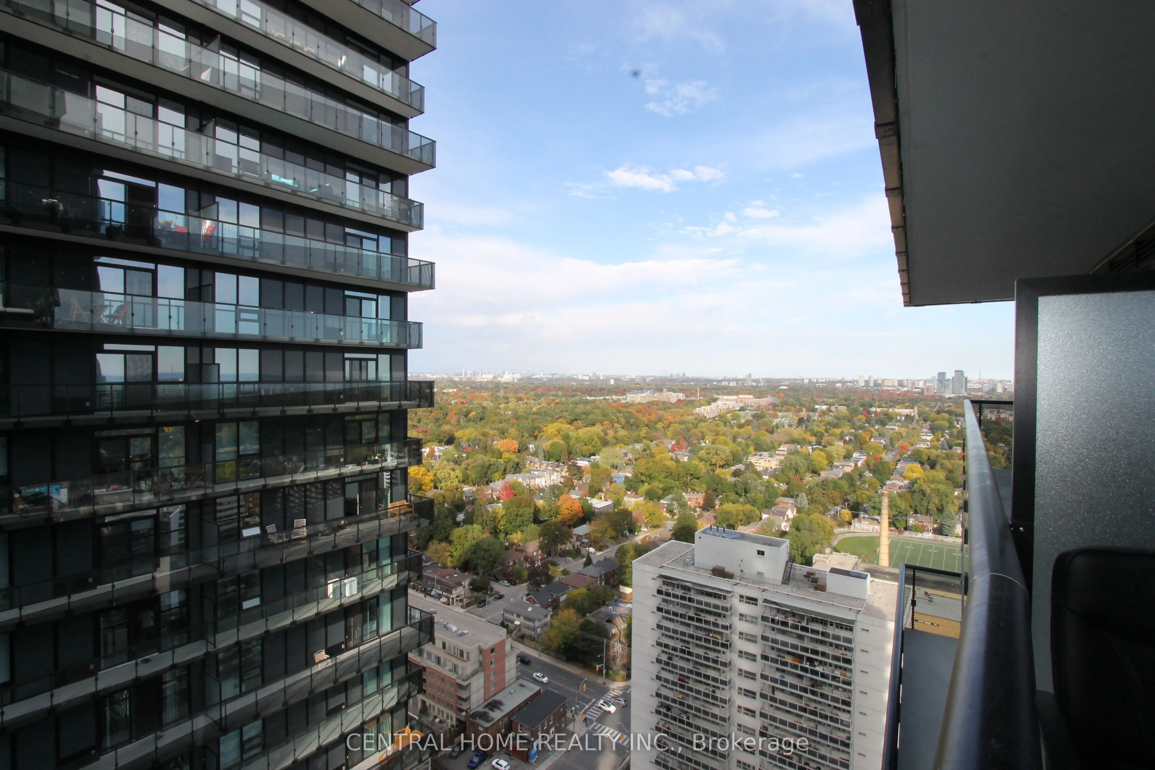 127 Broadway Avenue, #2708