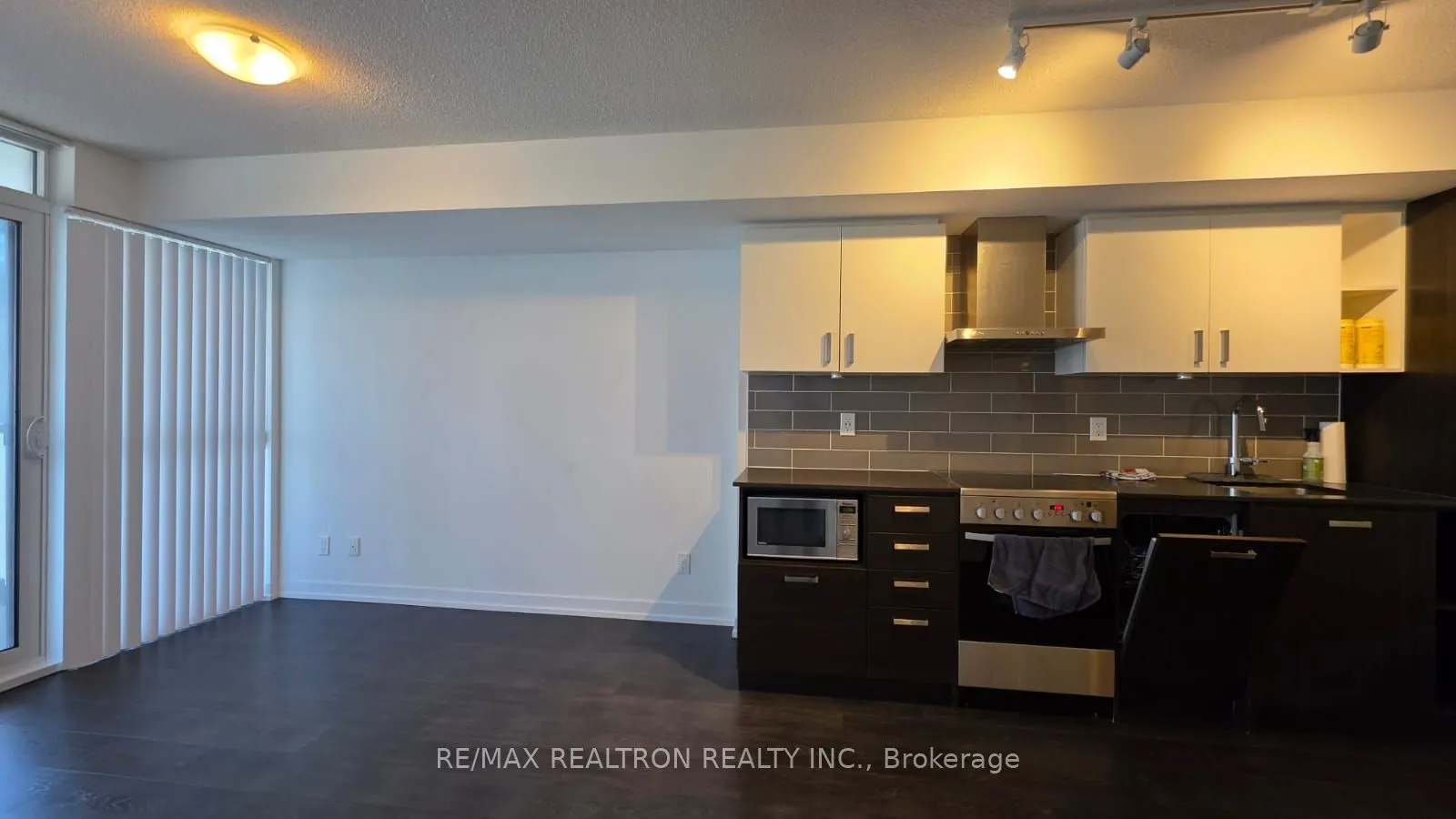 125 Redpath Avenue, #1102