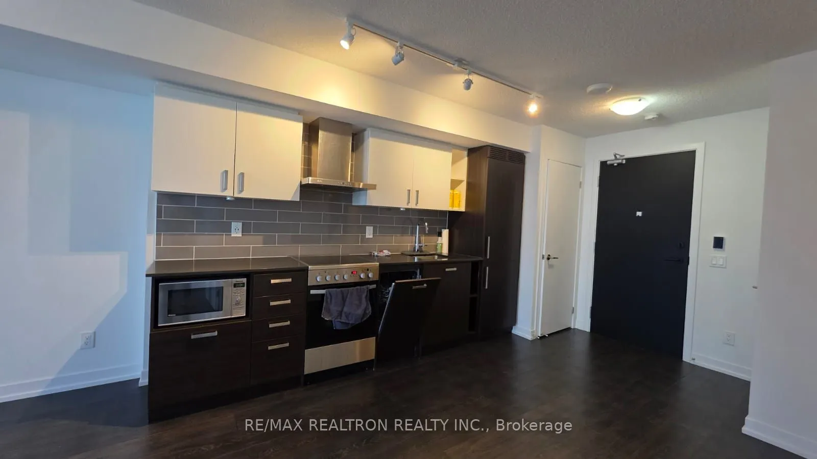 125 Redpath Avenue, #1102