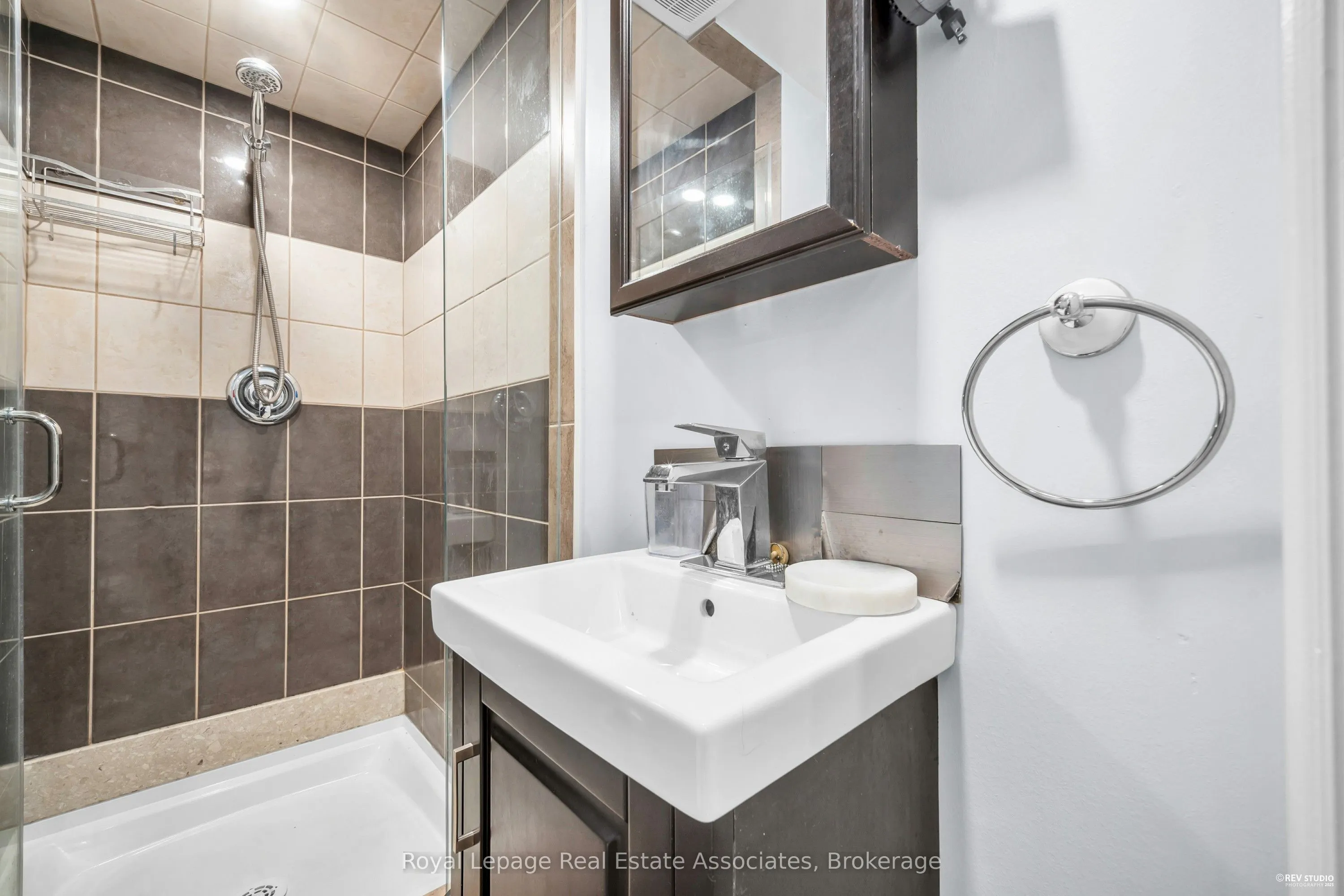 424 Drewry Avenue, ##1
