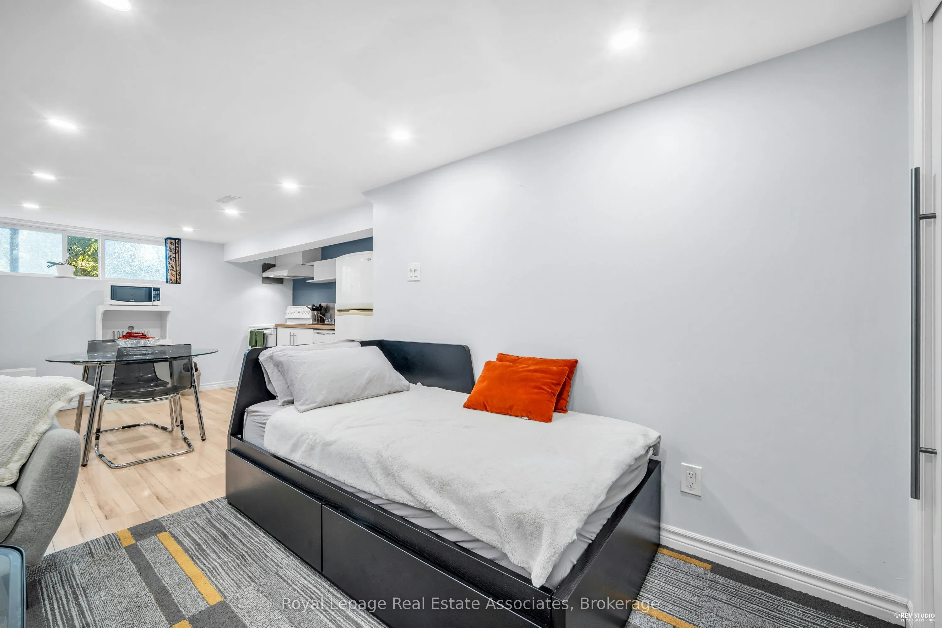 424 Drewry Avenue, ##1