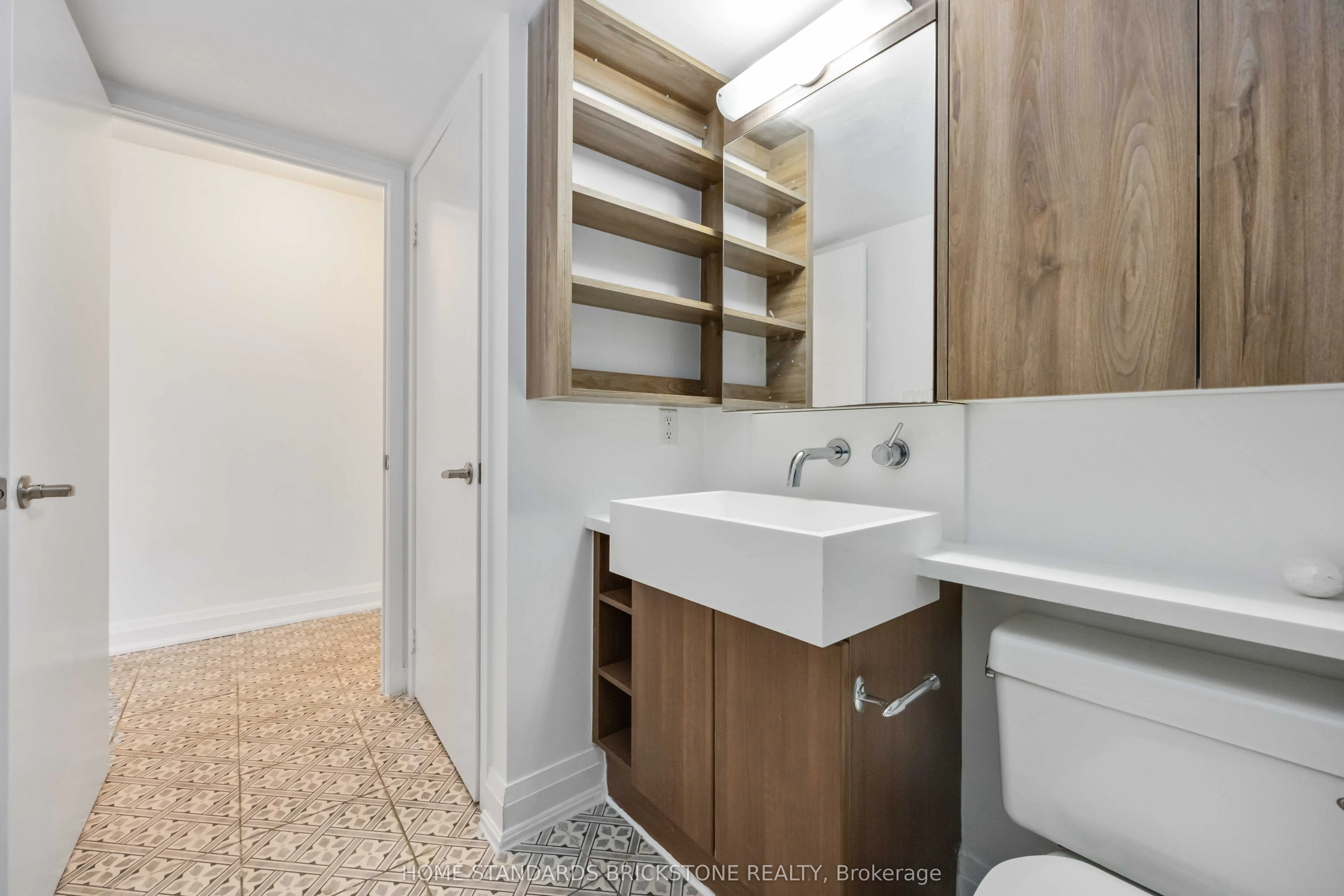 11 Brunel Court, #1116