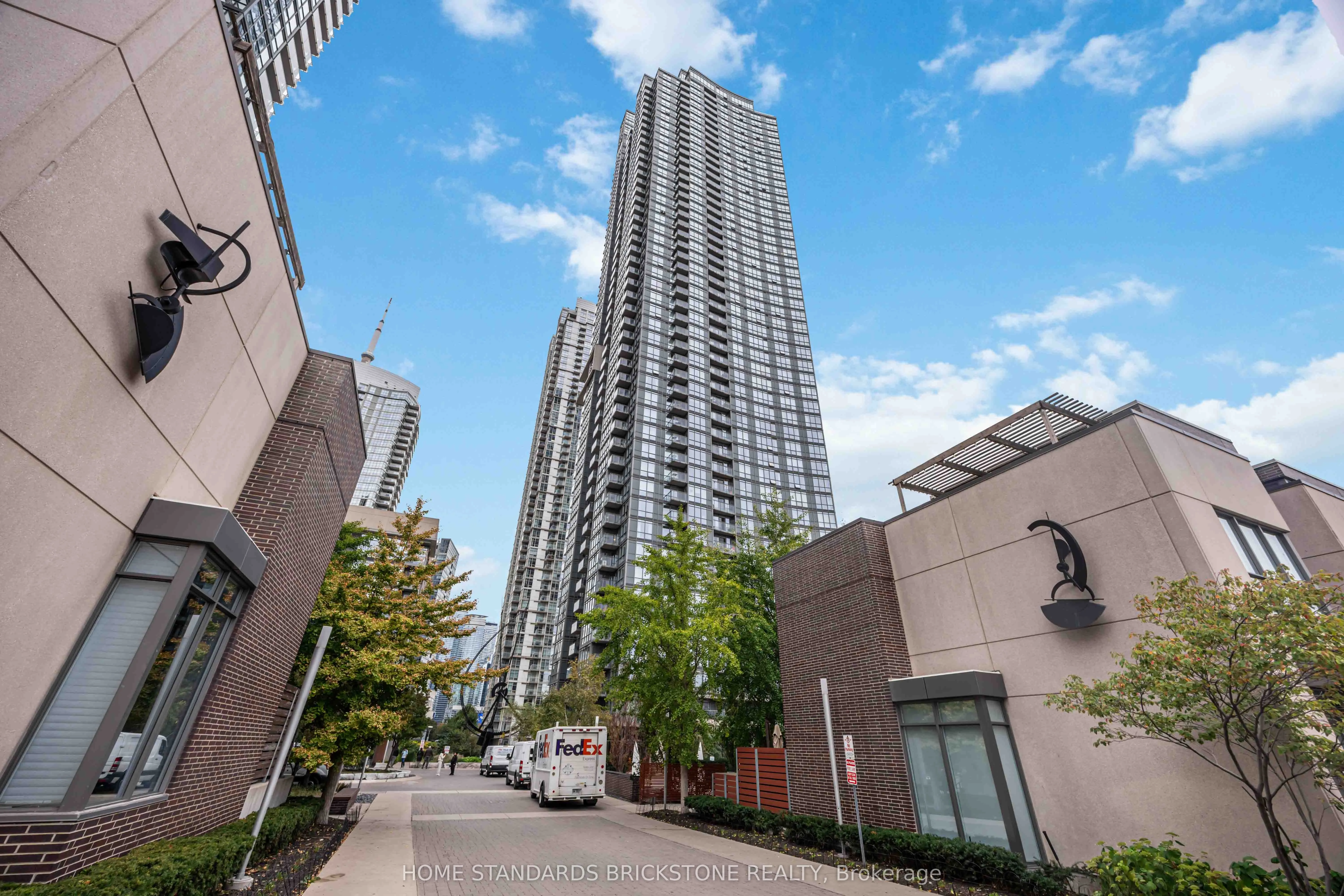 11 Brunel Court, #1116