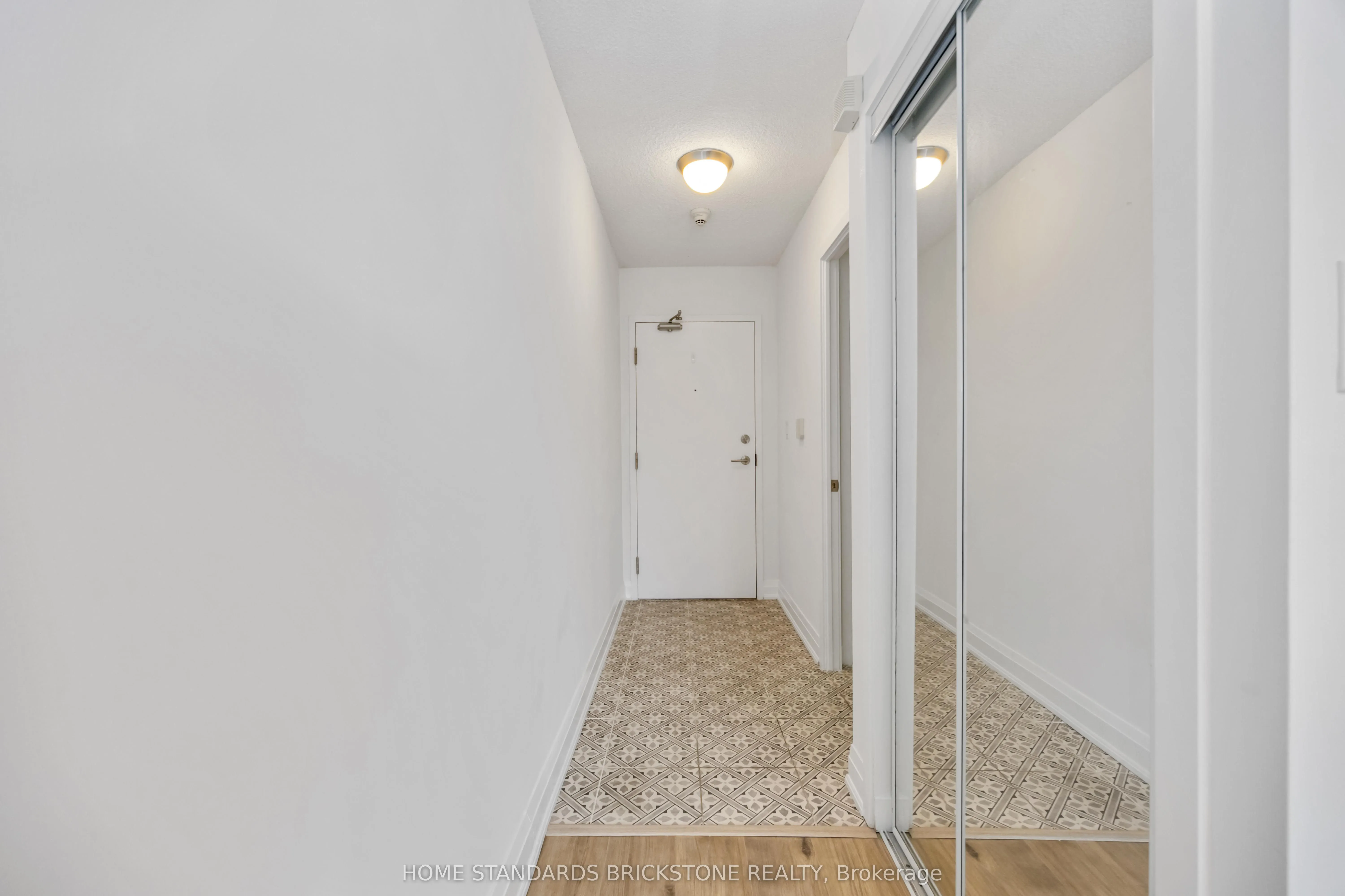11 Brunel Court, #1116