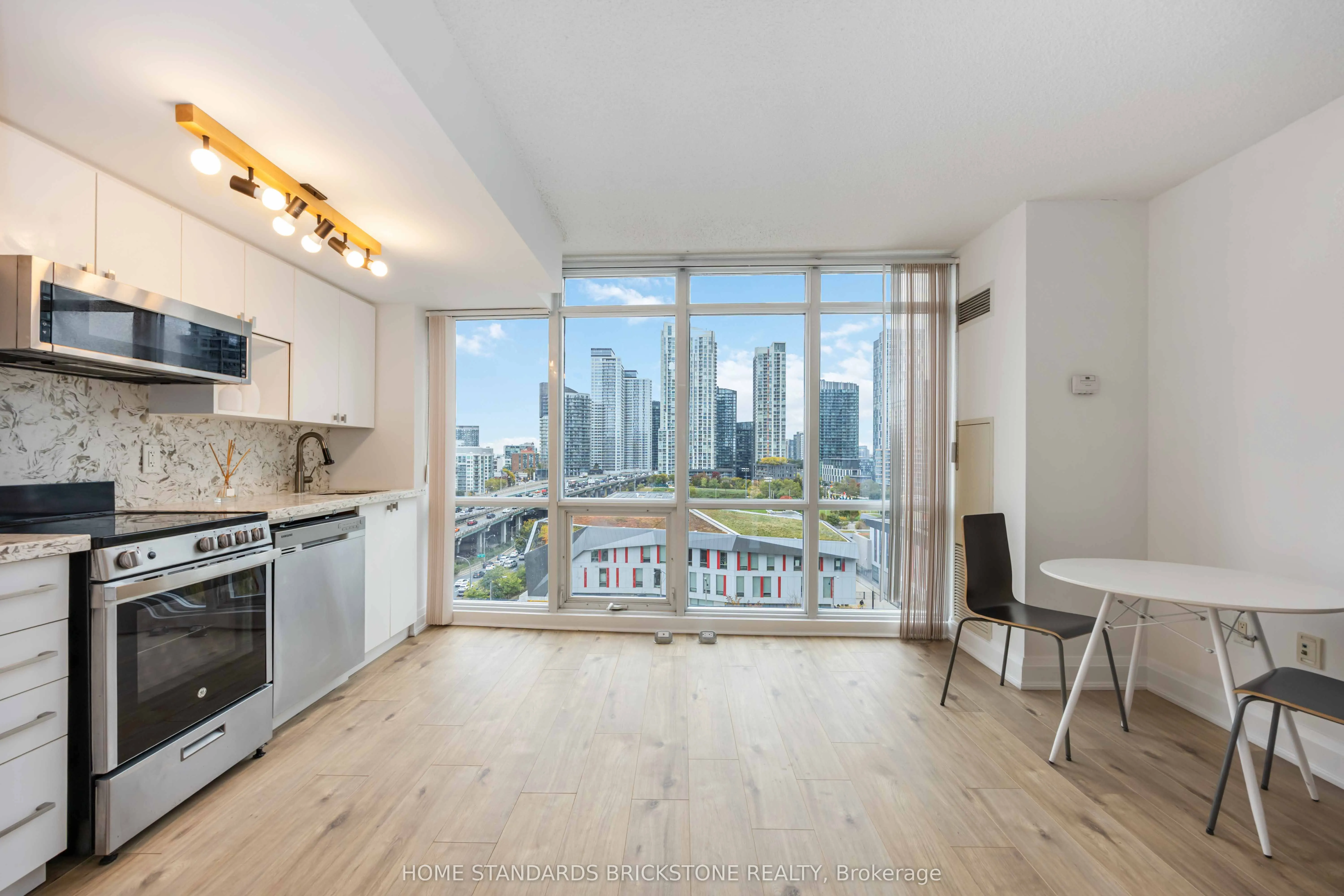 11 Brunel Court, #1116
