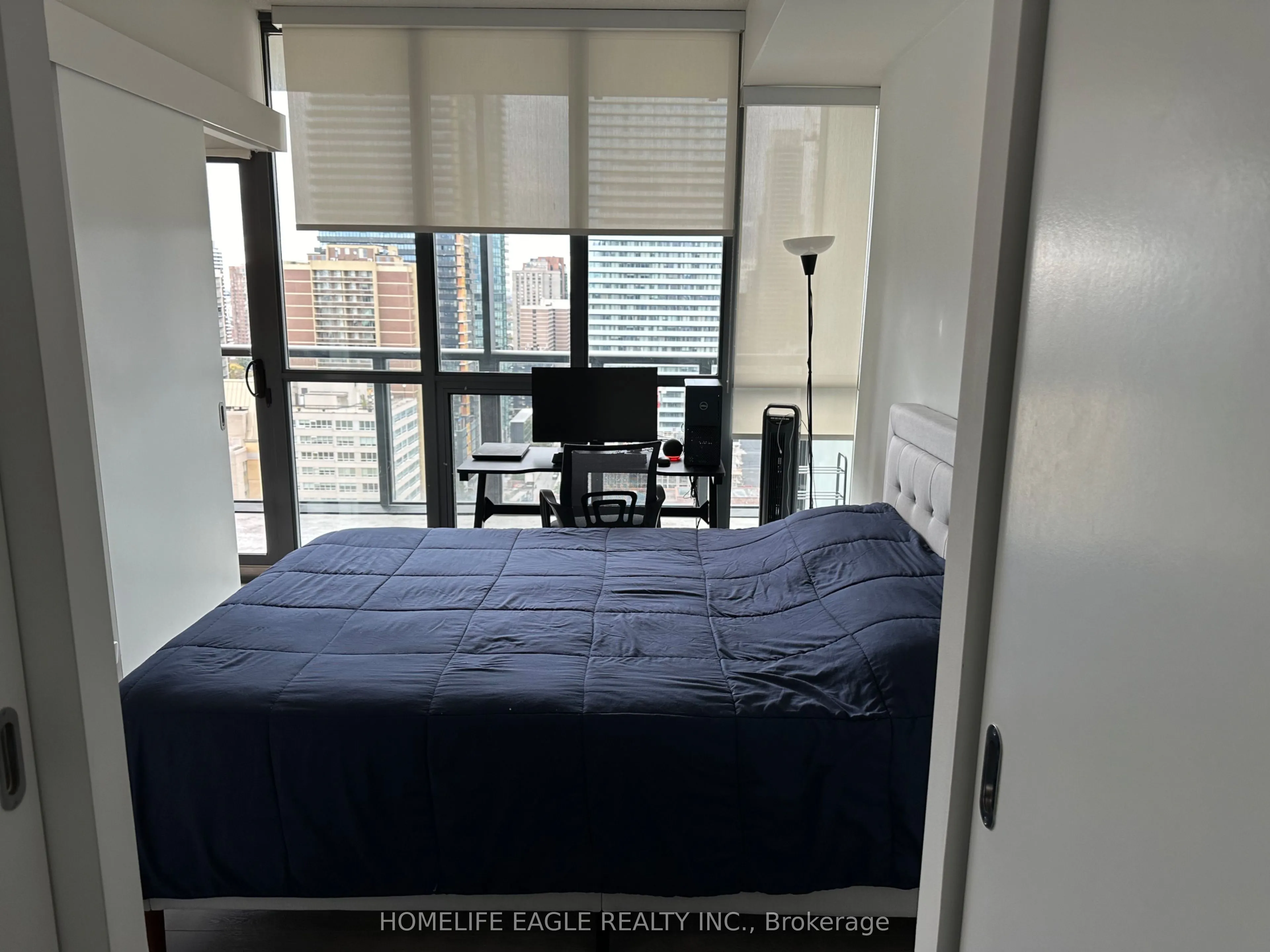 110 Charles Street E, #2305