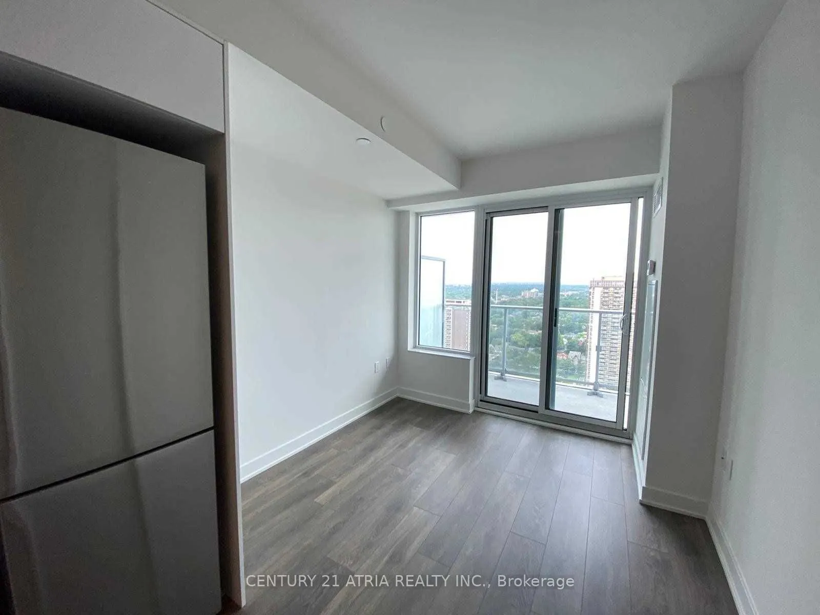 99 Broadway Avenue, #2812