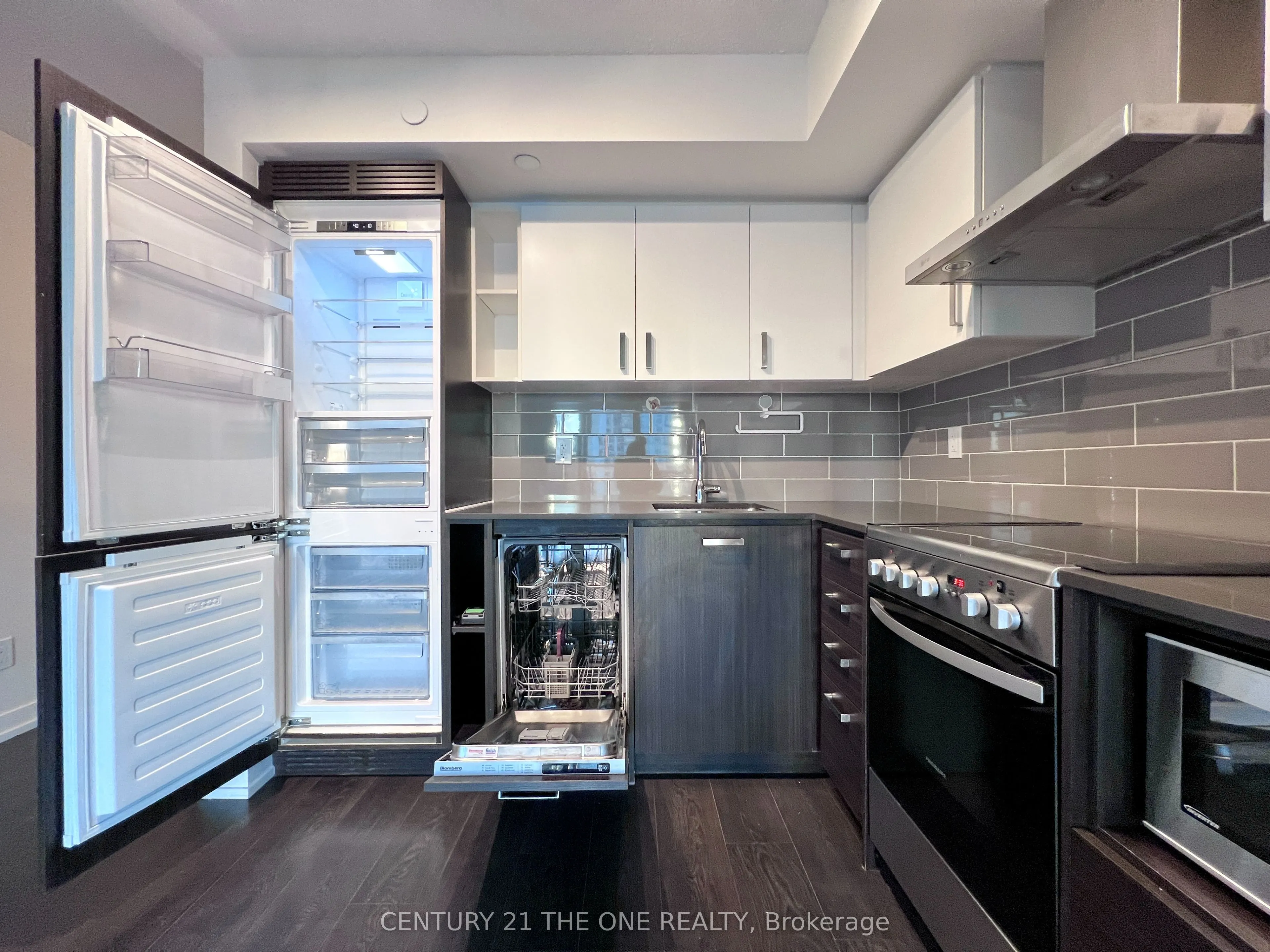 125 Redpath Avenue, #2607