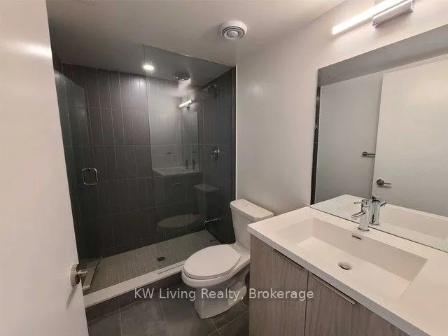 60 Shuter Street, #1807
