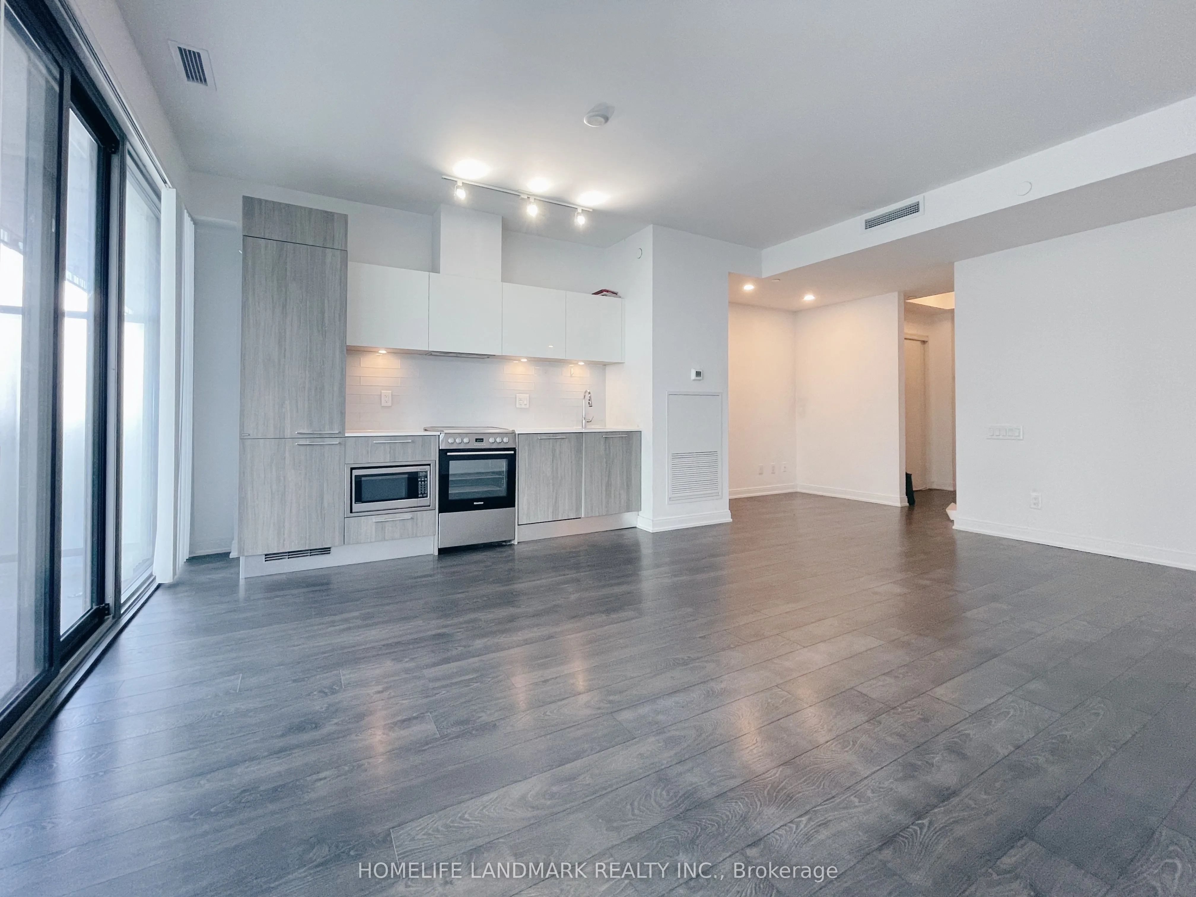 50 Charles Street E, #4107