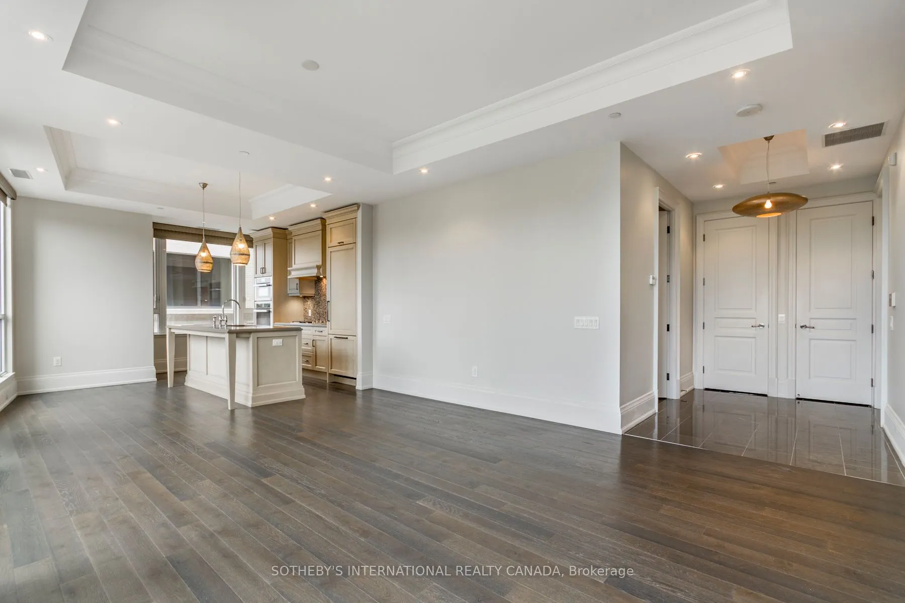 133 Hazelton Avenue, #601