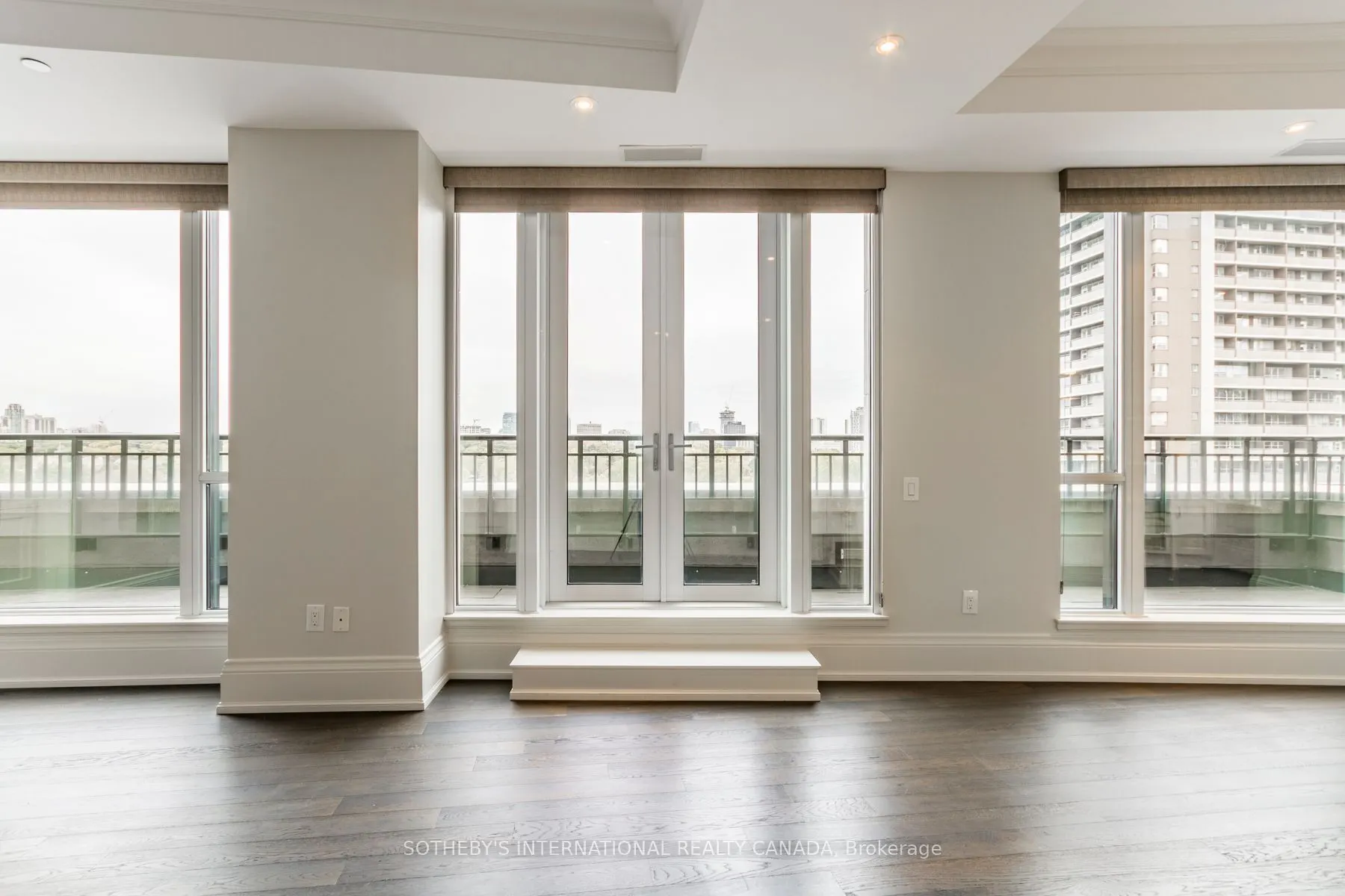 133 Hazelton Avenue, #601
