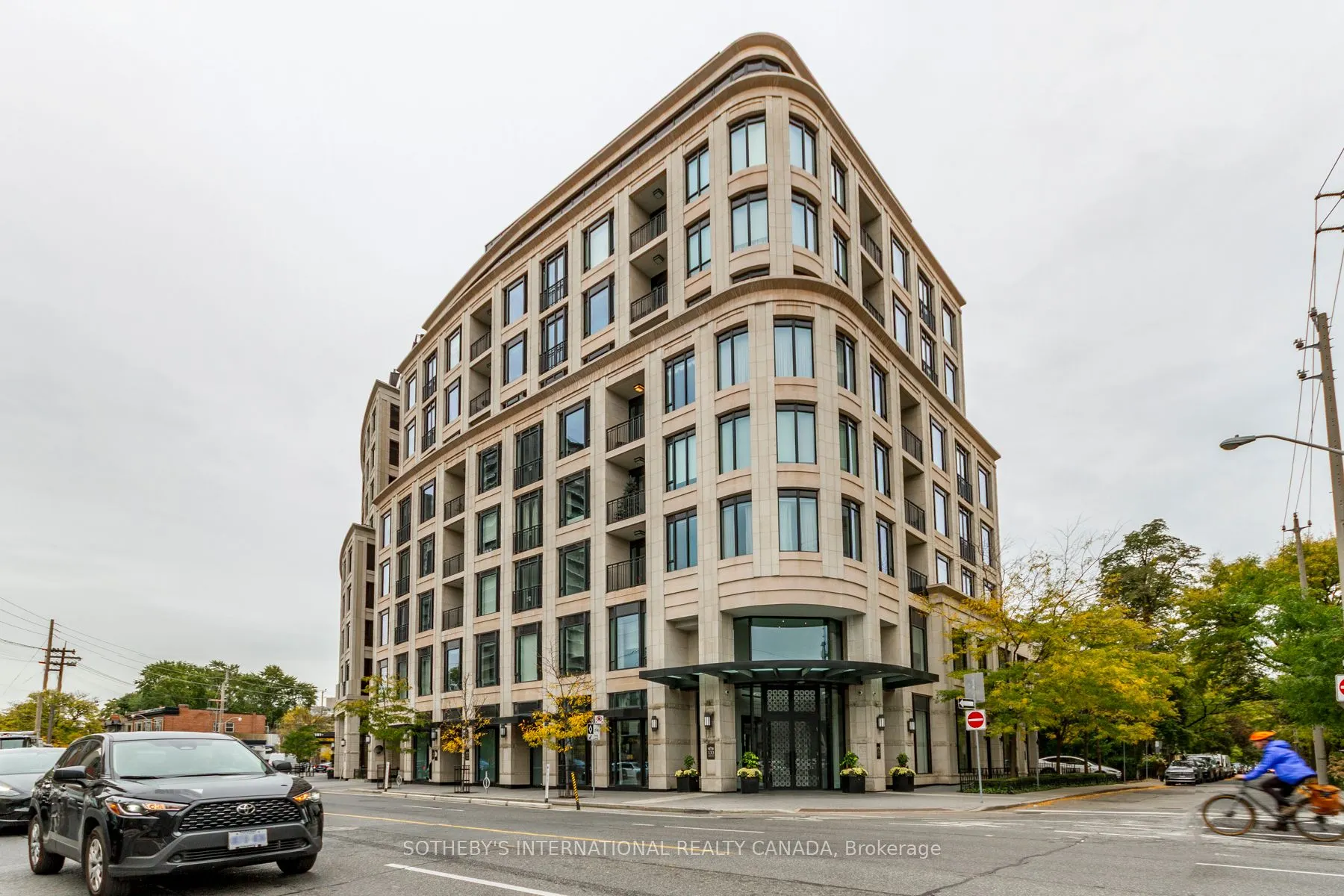 133 Hazelton Avenue, #601