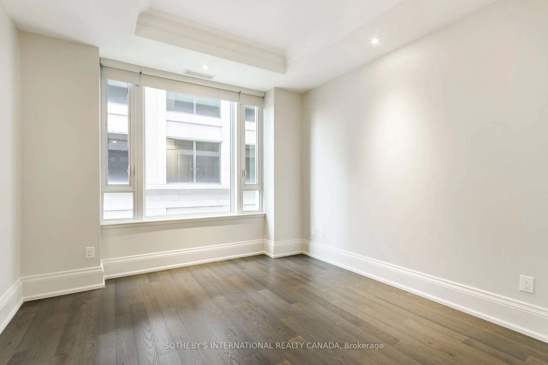 133 Hazelton Avenue, #601