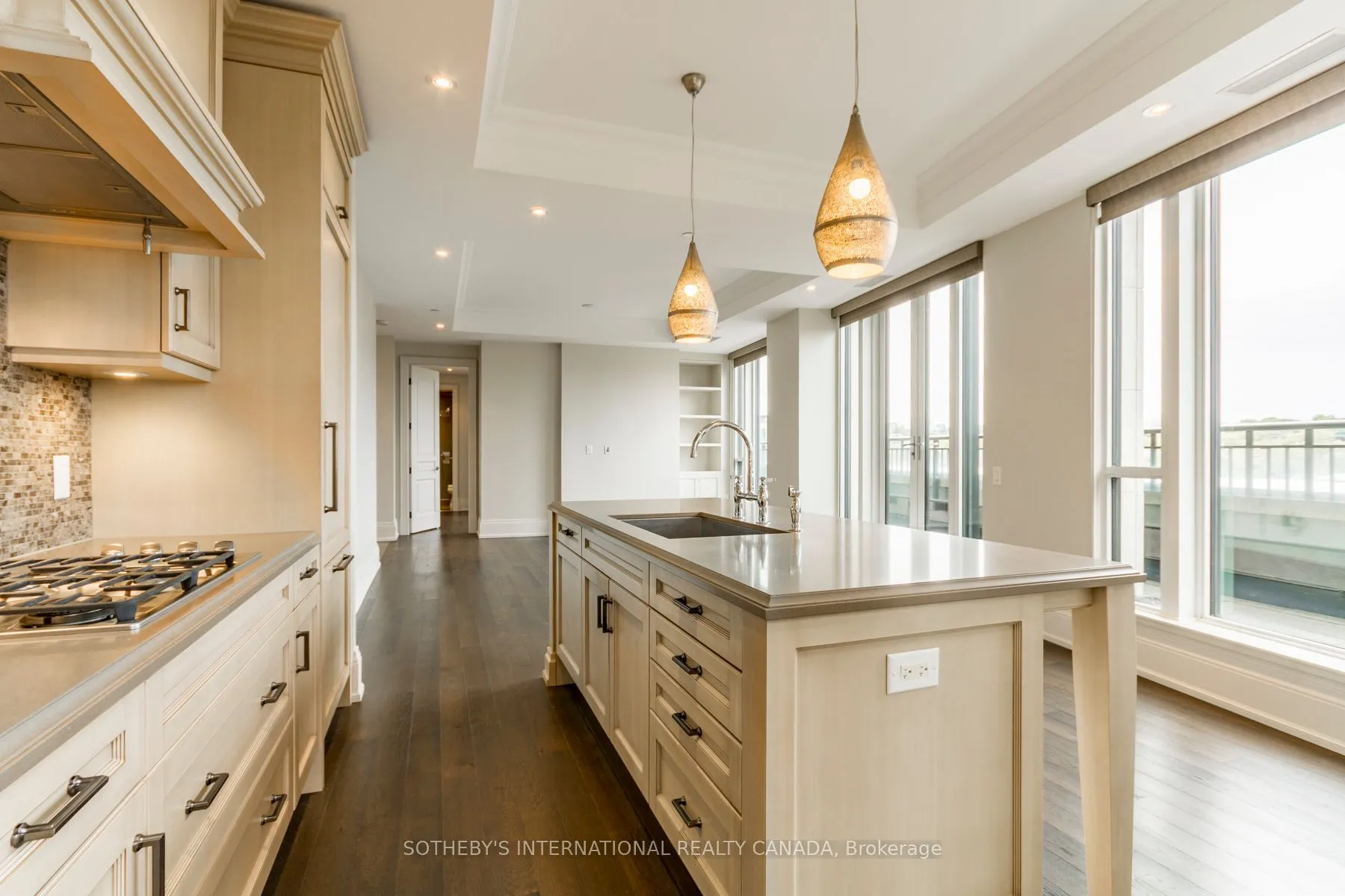 133 Hazelton Avenue, #601