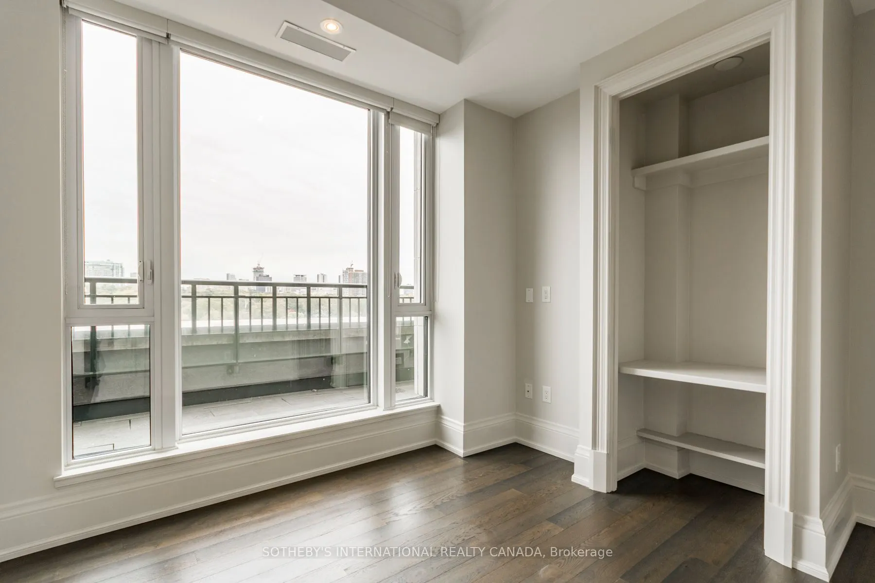 133 Hazelton Avenue, #601