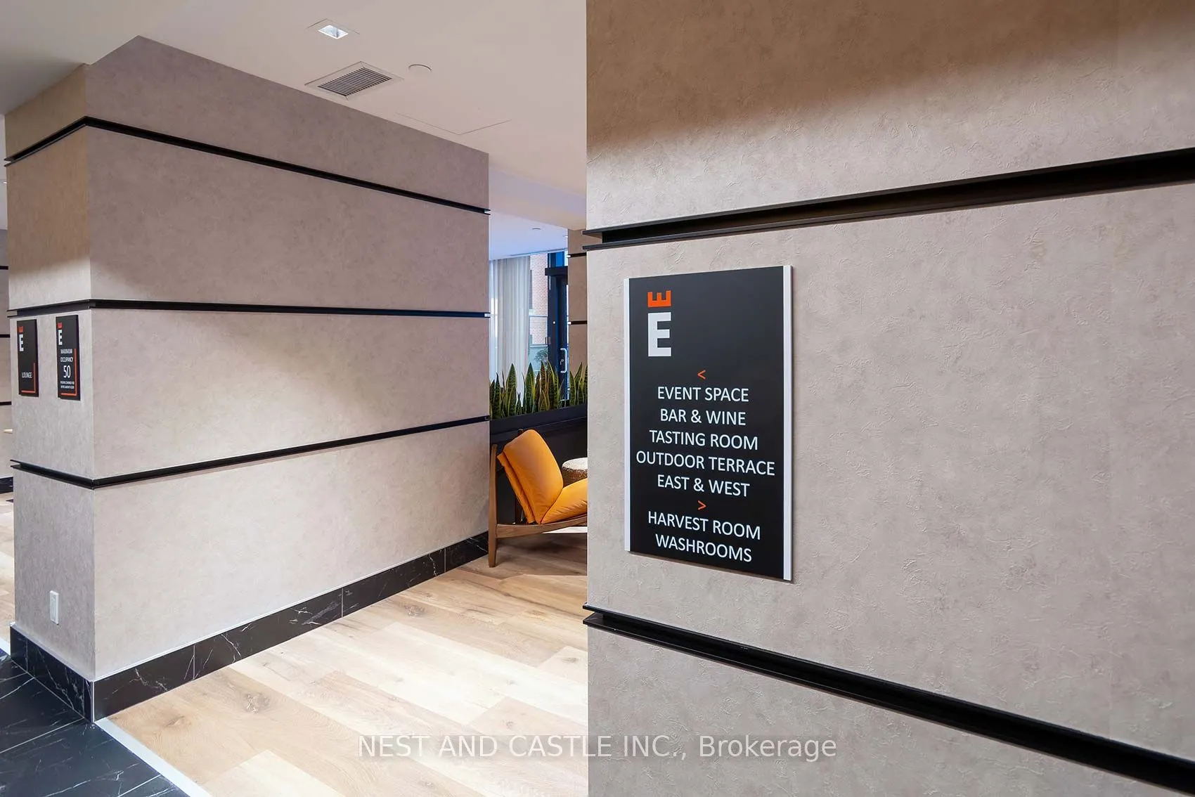 327 King Street W, #4104