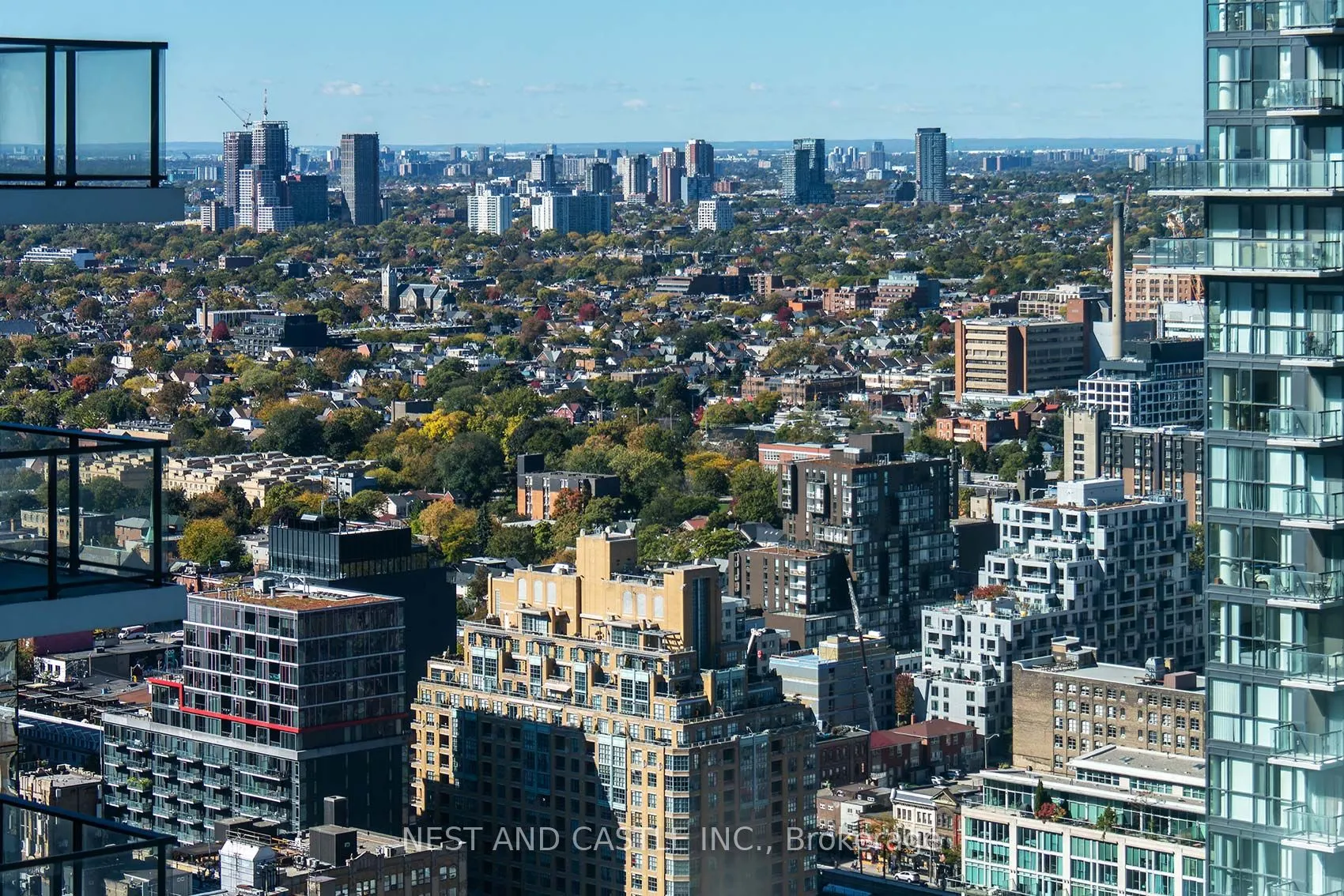 327 King Street W, #4104