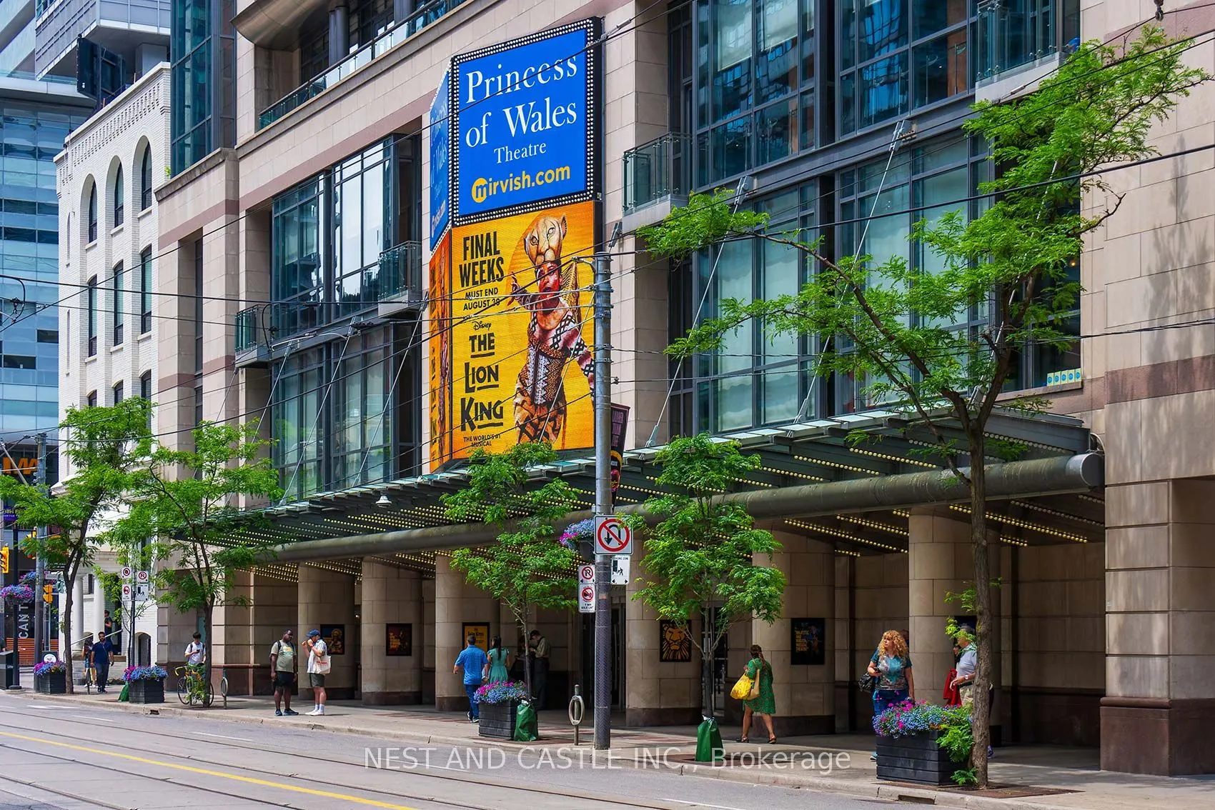 327 King Street W, #4104