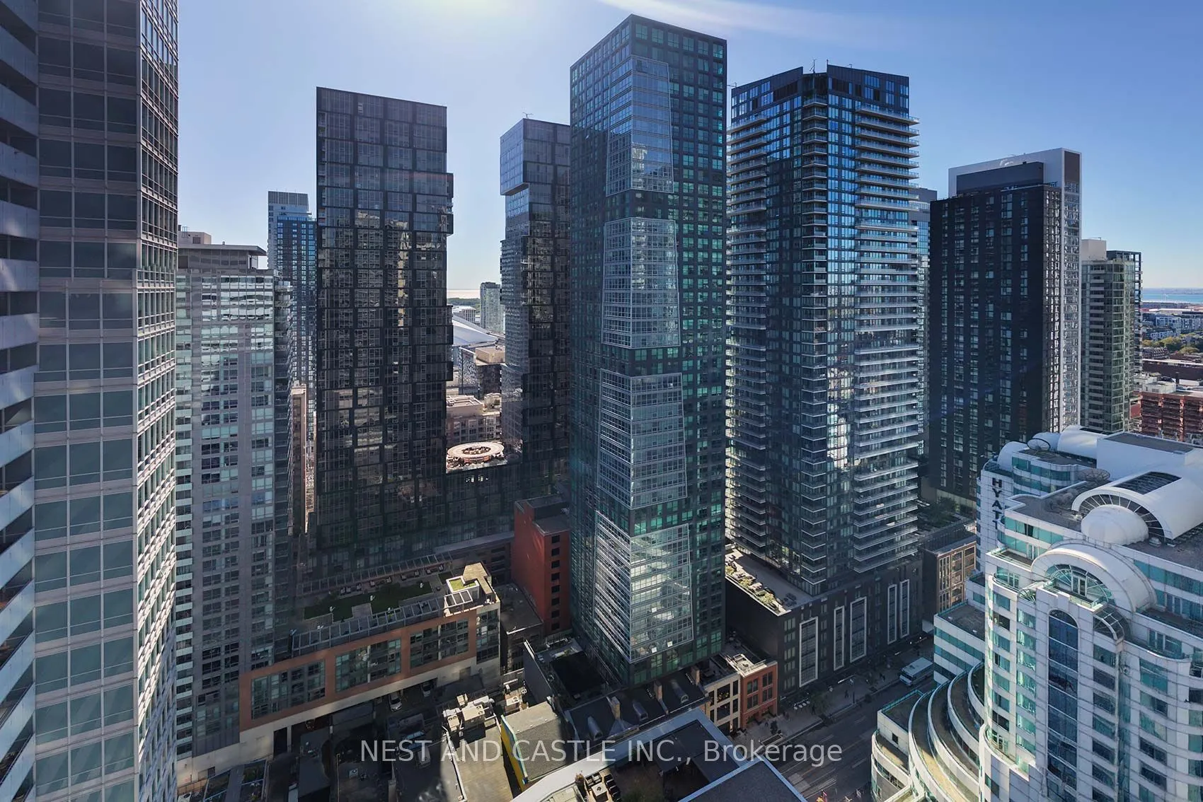 327 King Street W, #4104