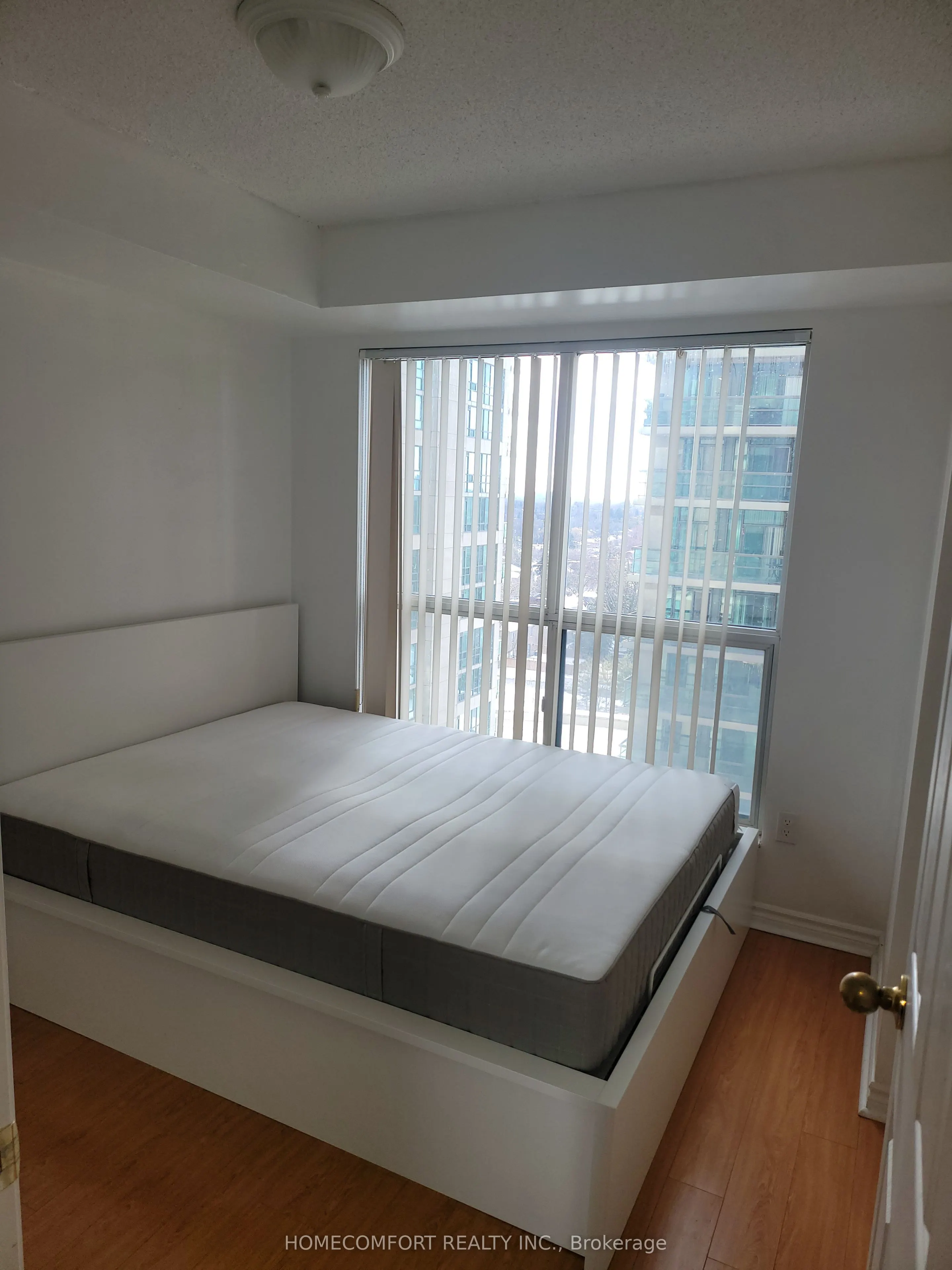 7 Lorraine Drive, #1107