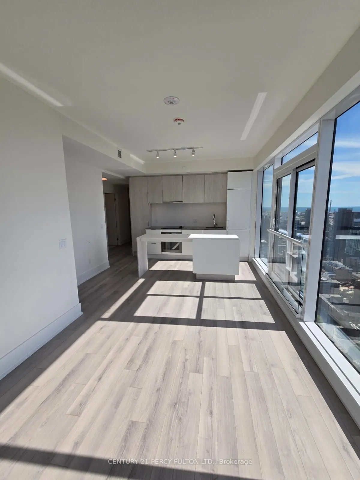 89 Church Street, #5008