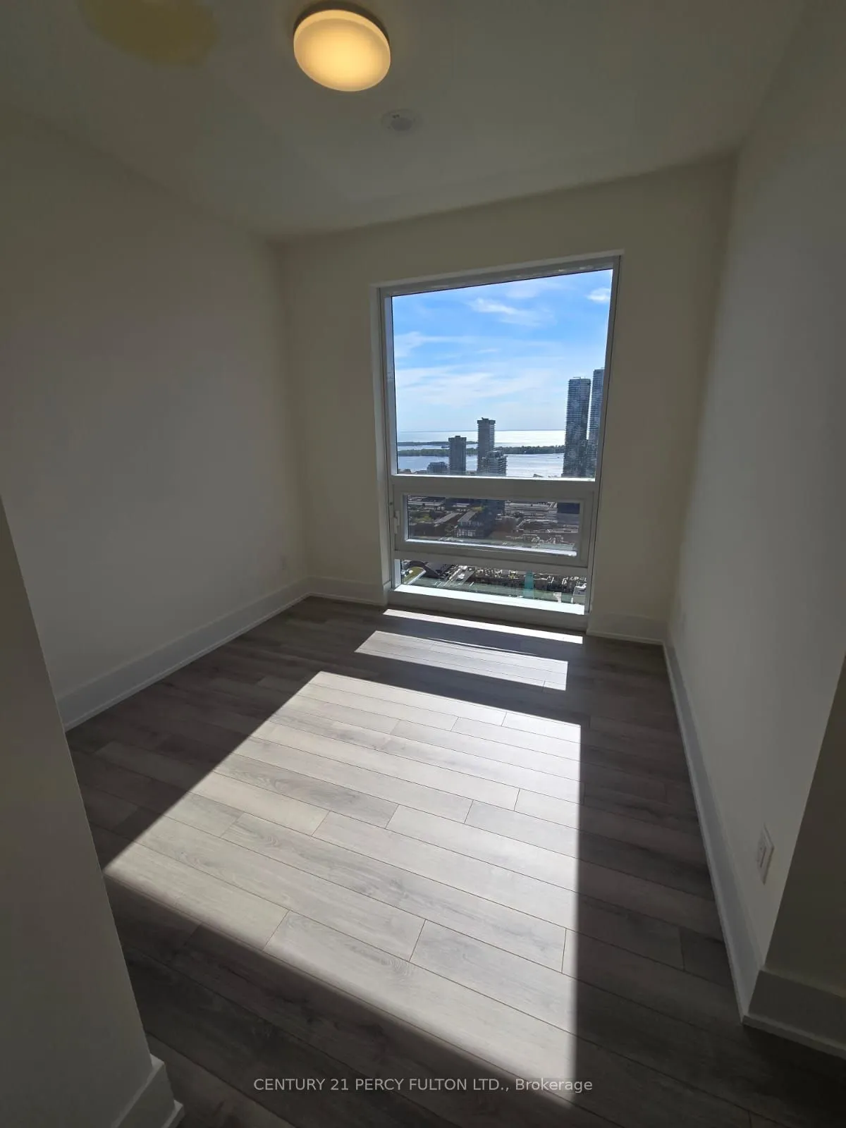 89 Church Street, #5008