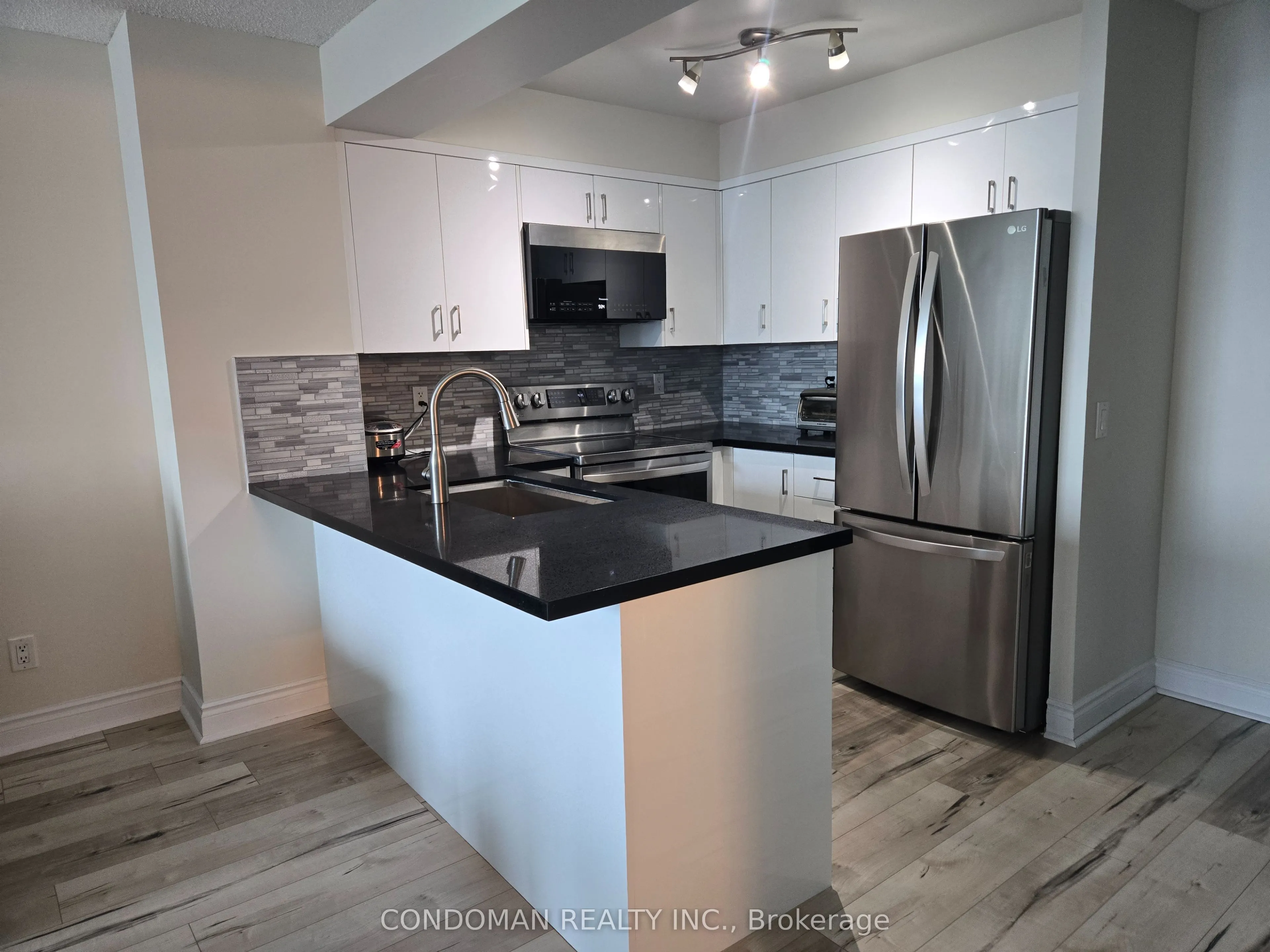 763 Bay St Street, #3303