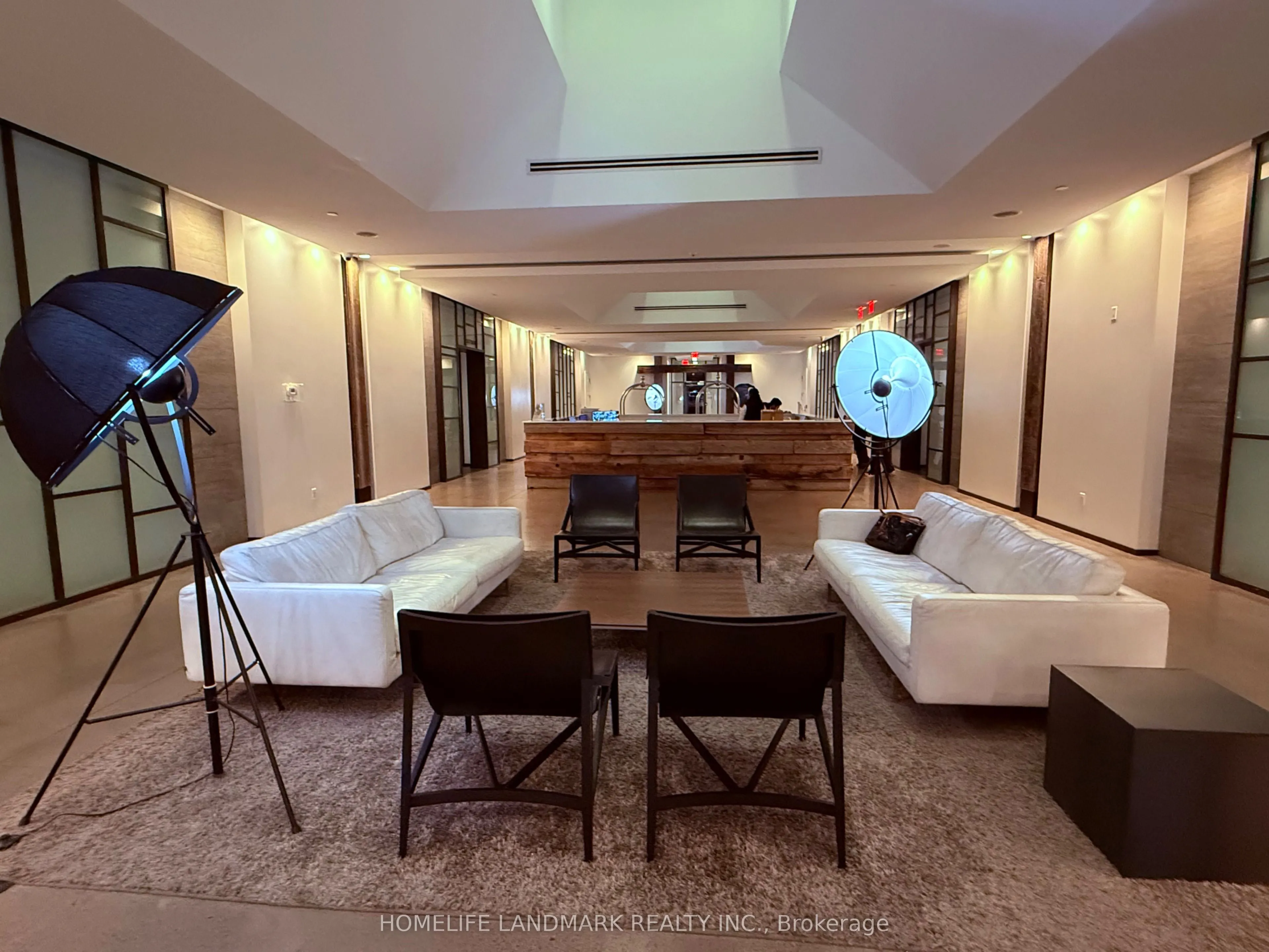 1030 King Street W, #228