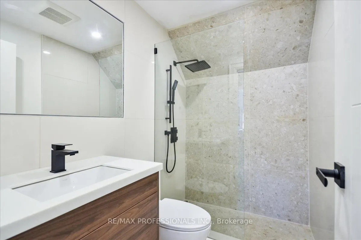 134 Argyle Street, #3rd Floor