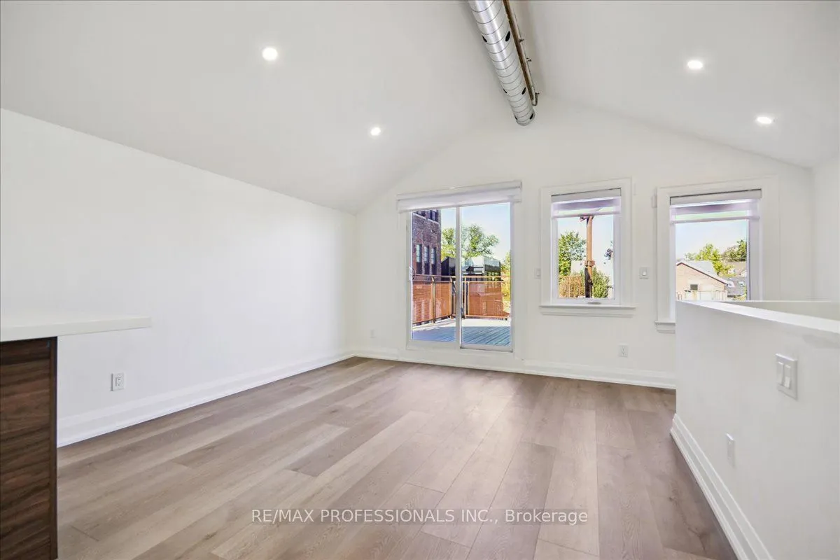 134 Argyle Street, #3rd Floor