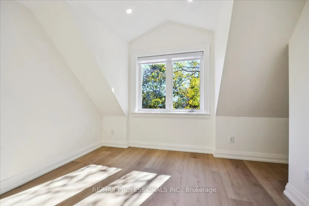 134 Argyle Street, #3rd Floor