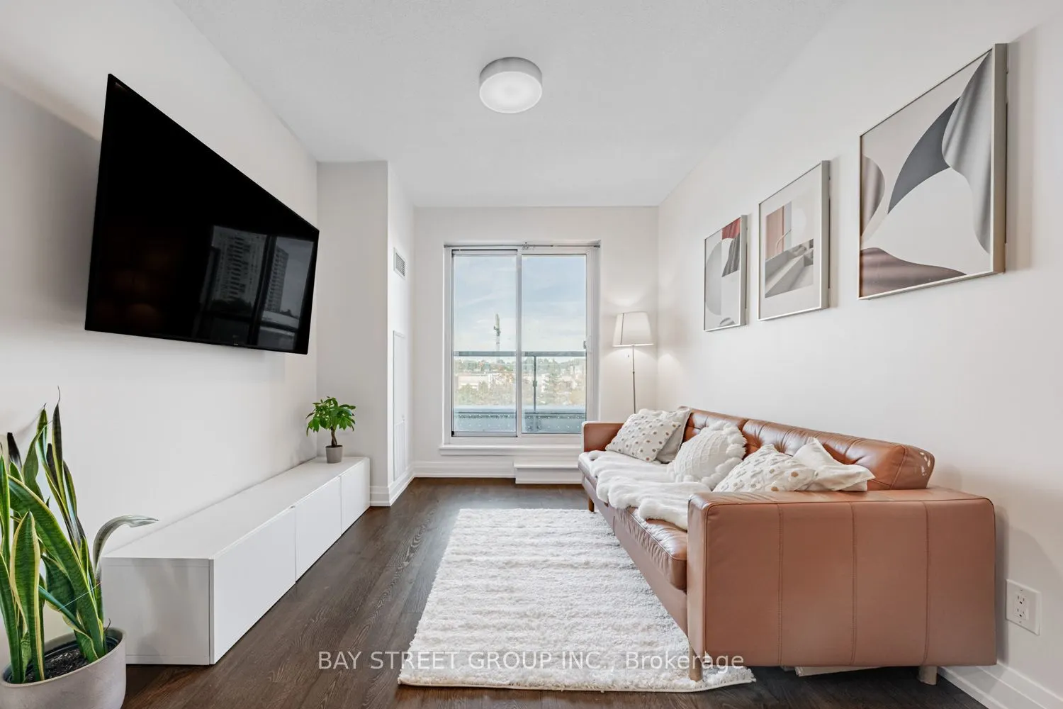 591 Sheppard Avenue E, #317