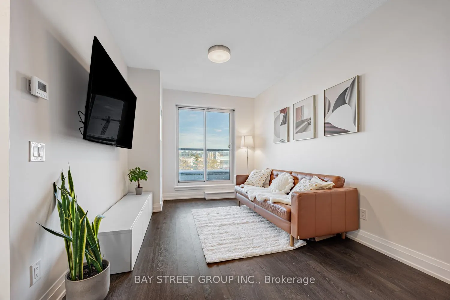 591 Sheppard Avenue E, #317