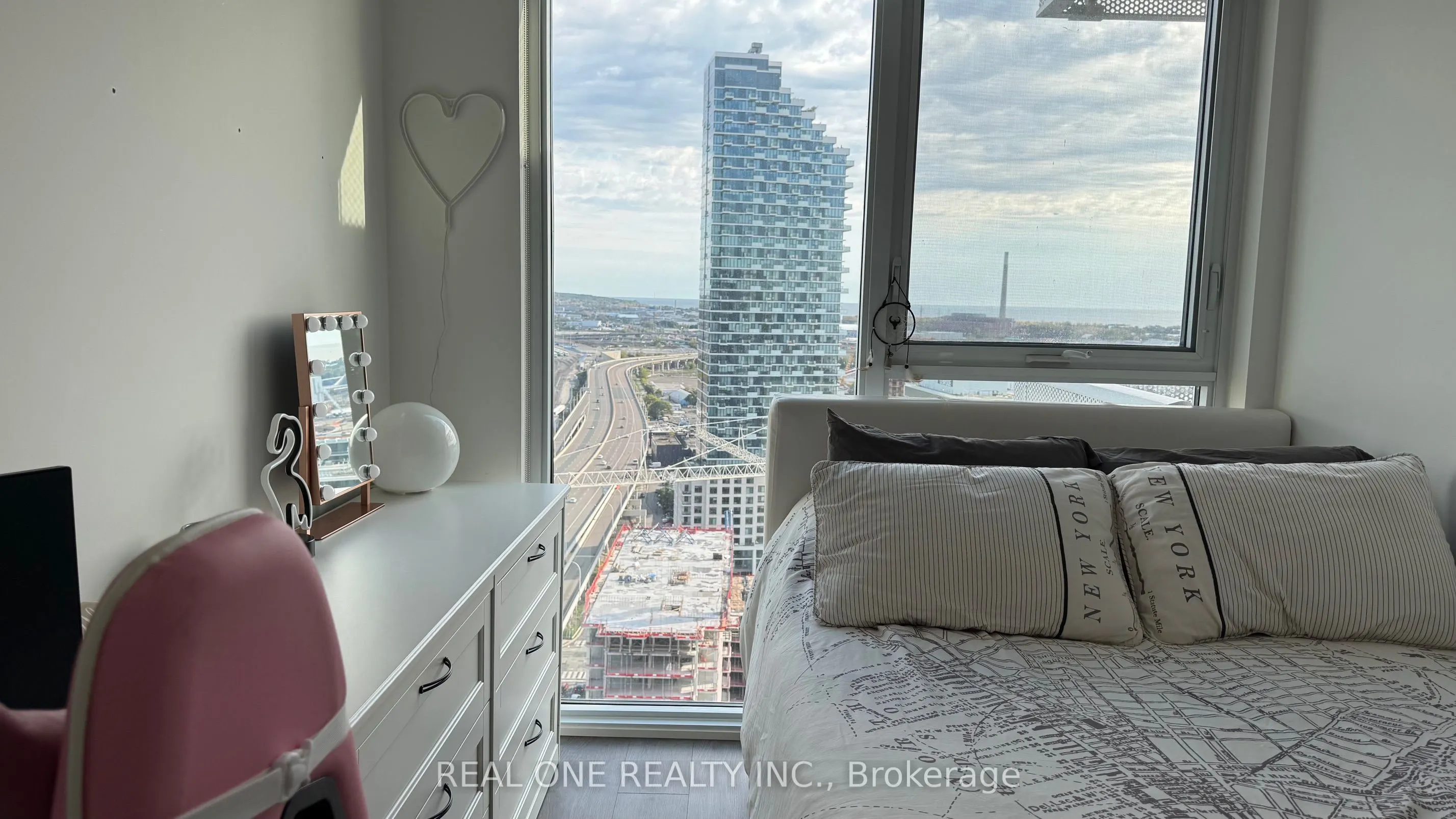 20 Richardson Street, #2501