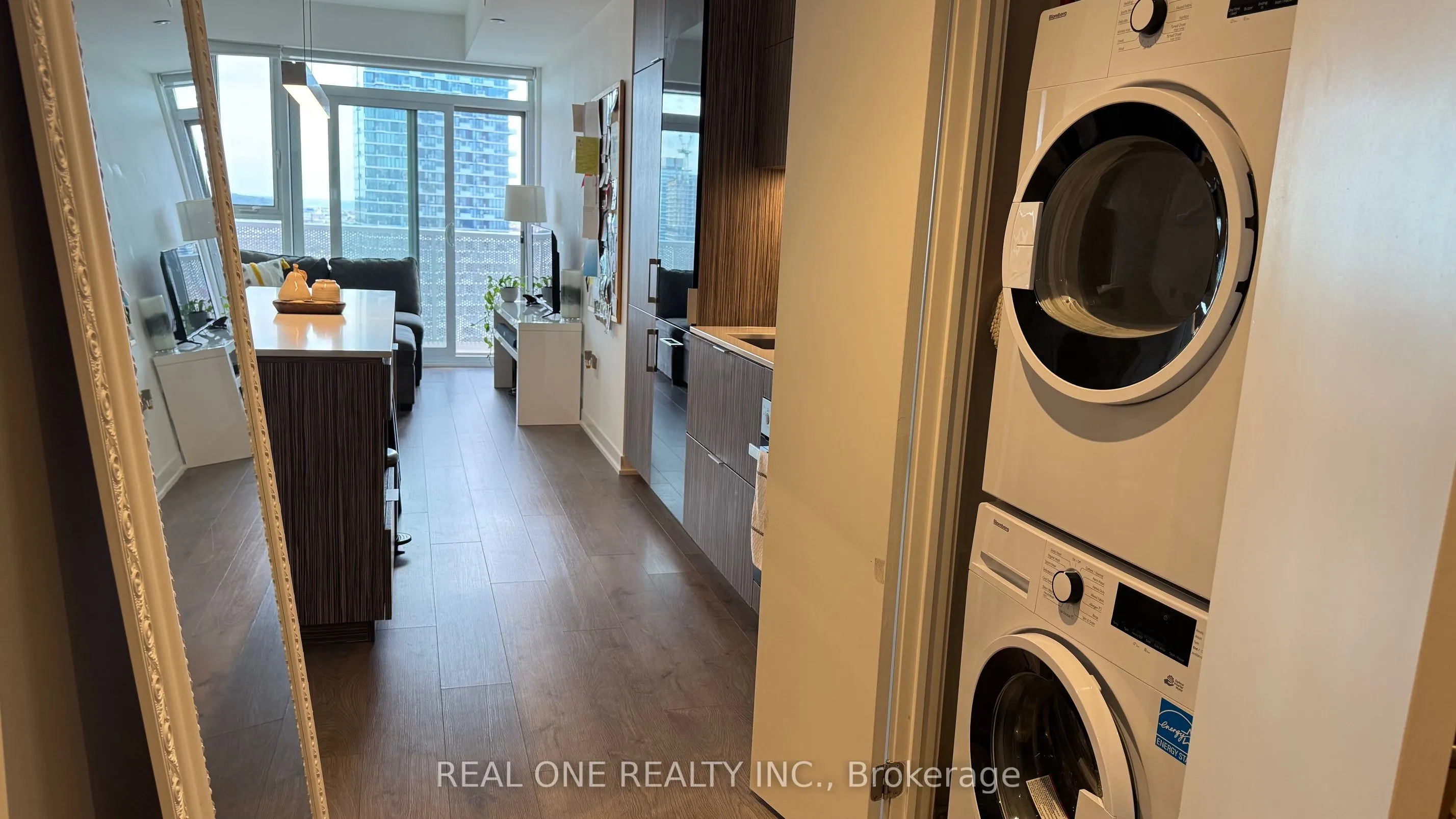 20 Richardson Street, #2501