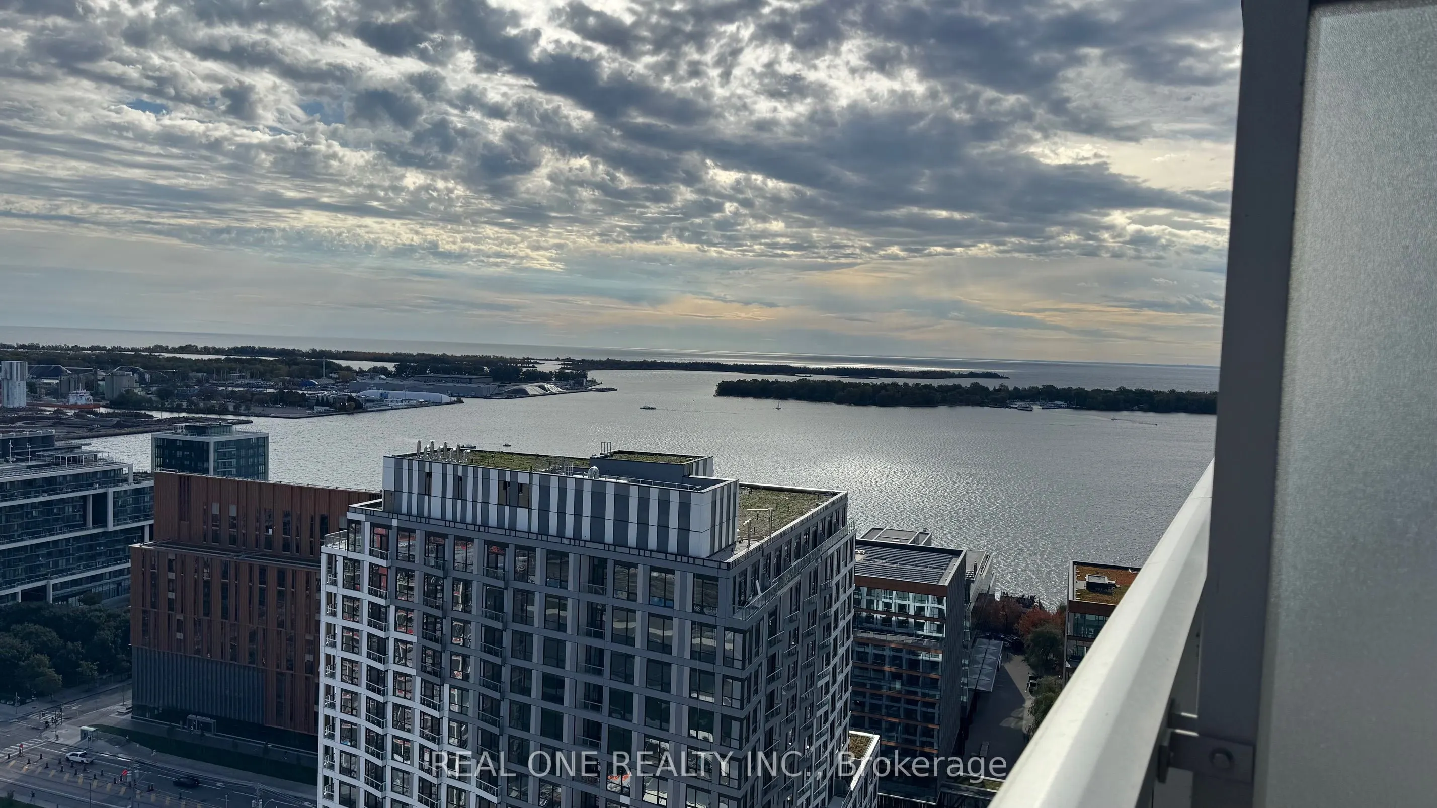 20 Richardson Street, #2501