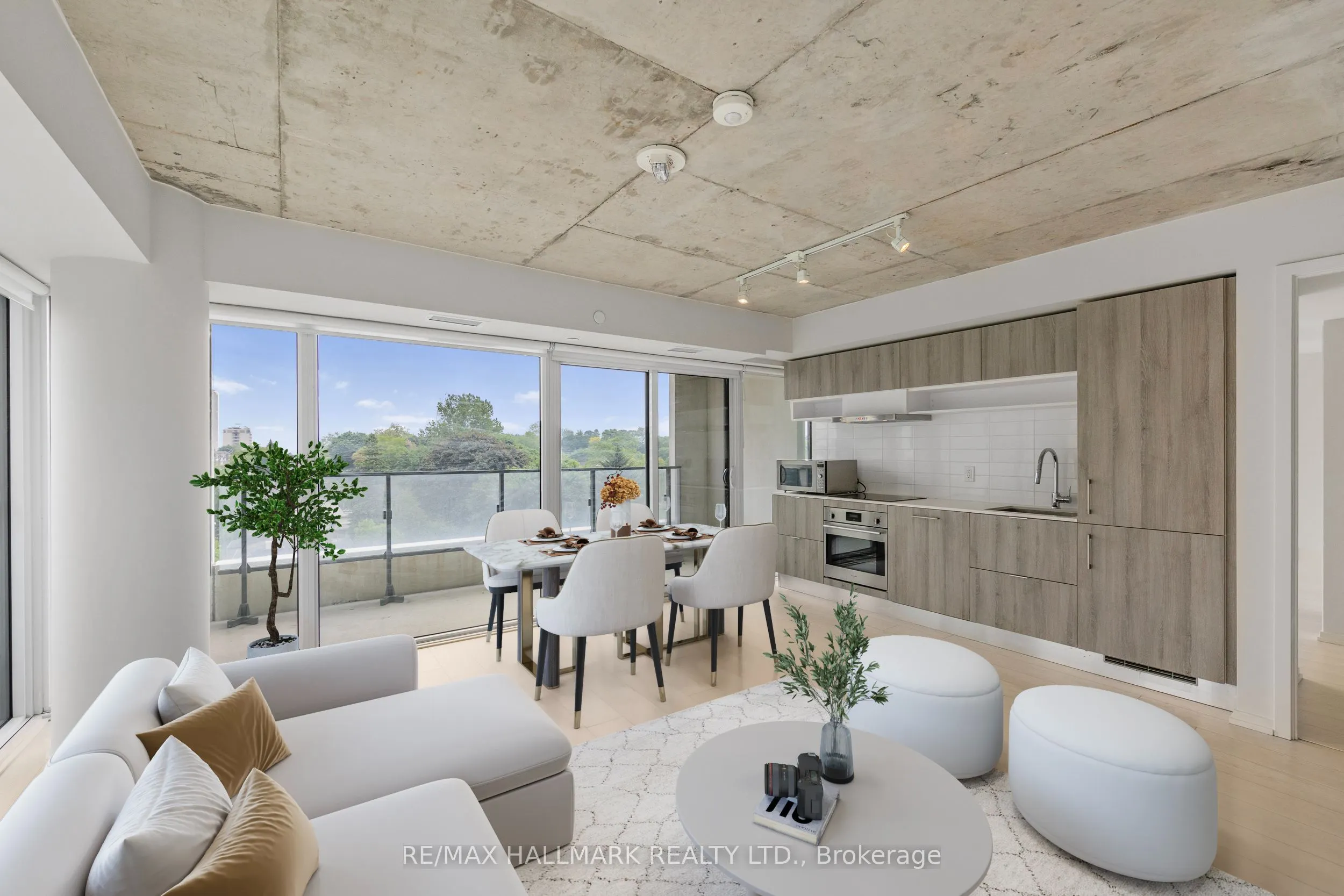 5 Soudan Avenue, #807