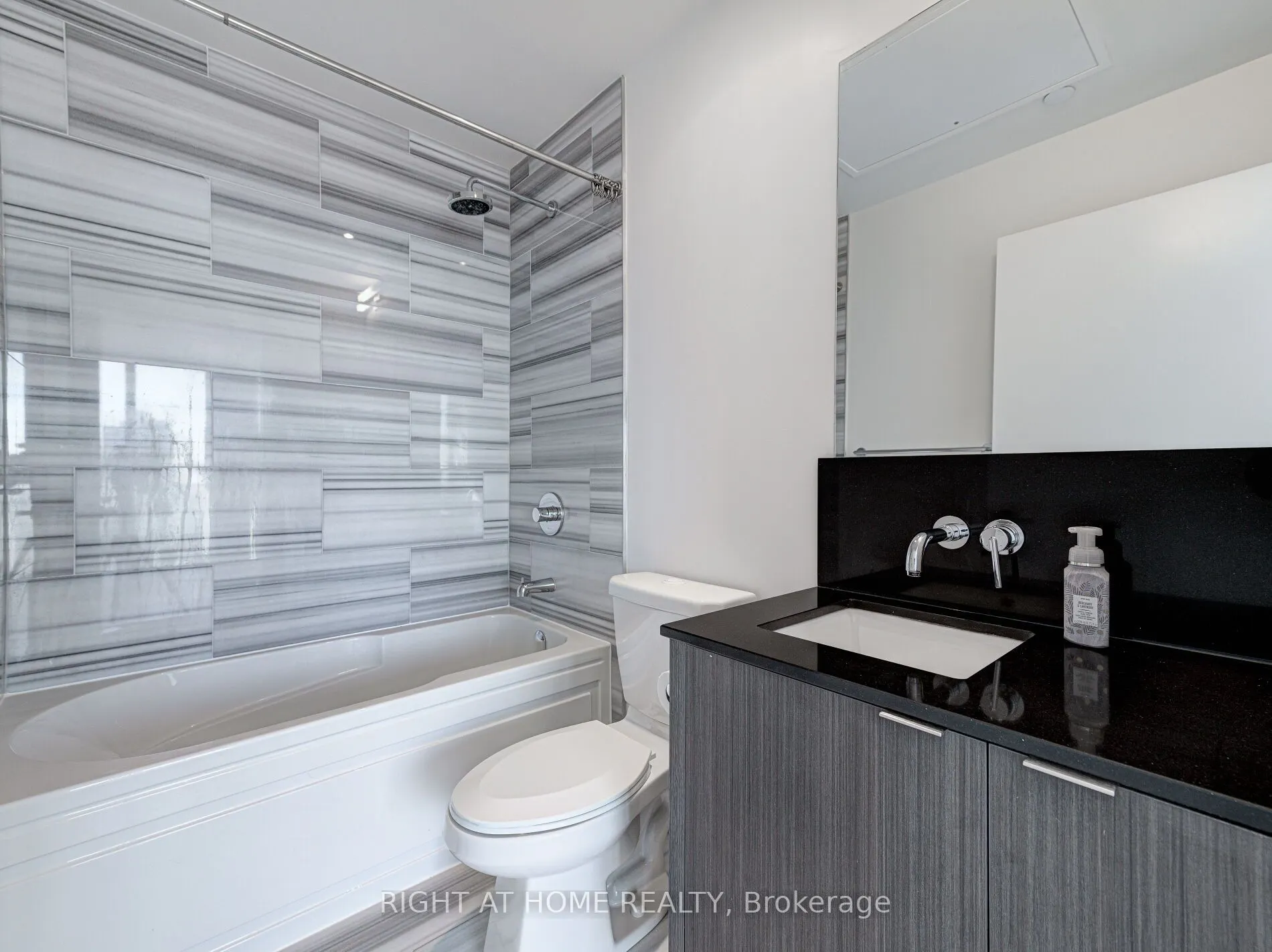 88 Harbour Street, #6306