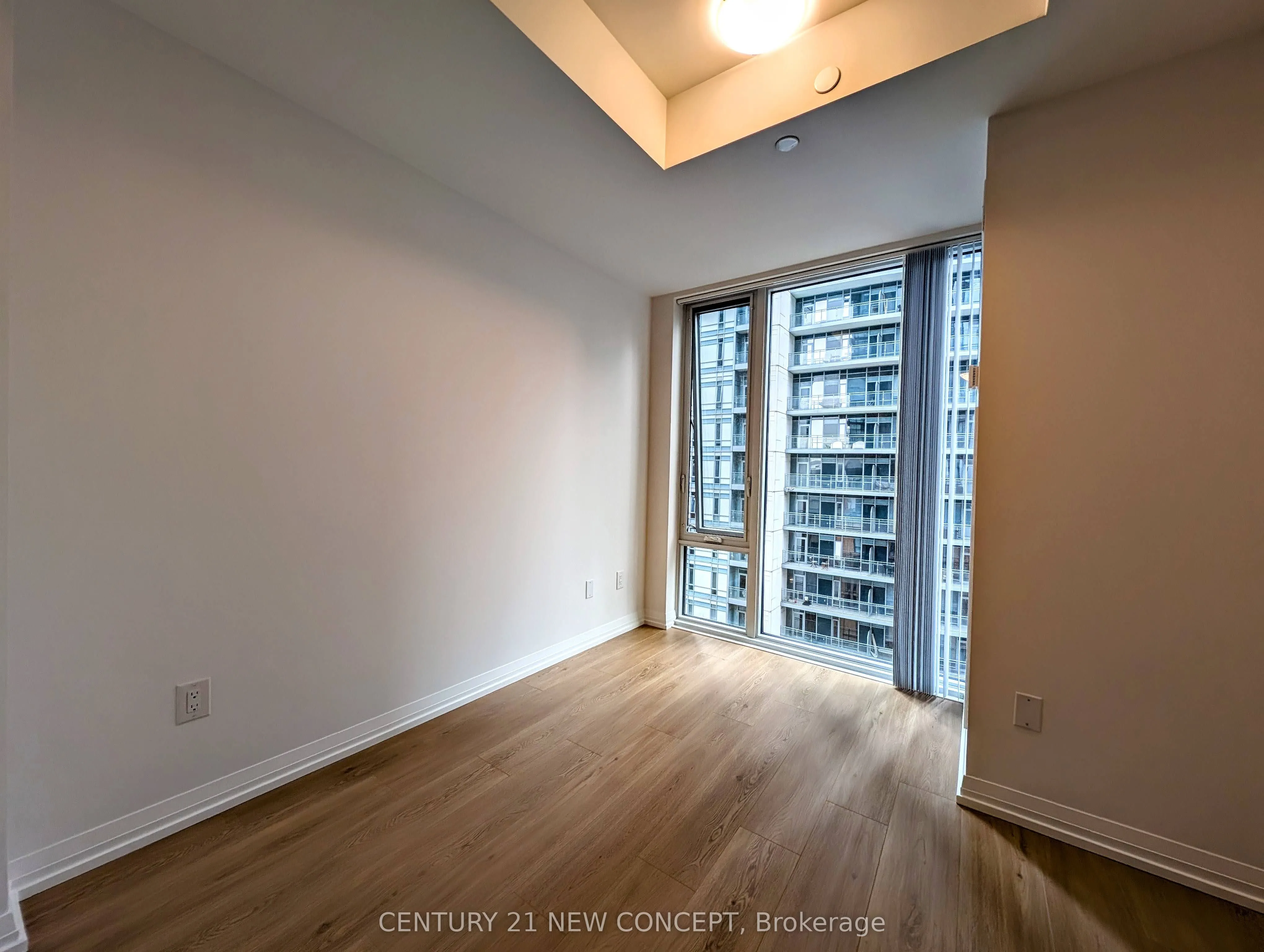 8 Widmer Street, #1707