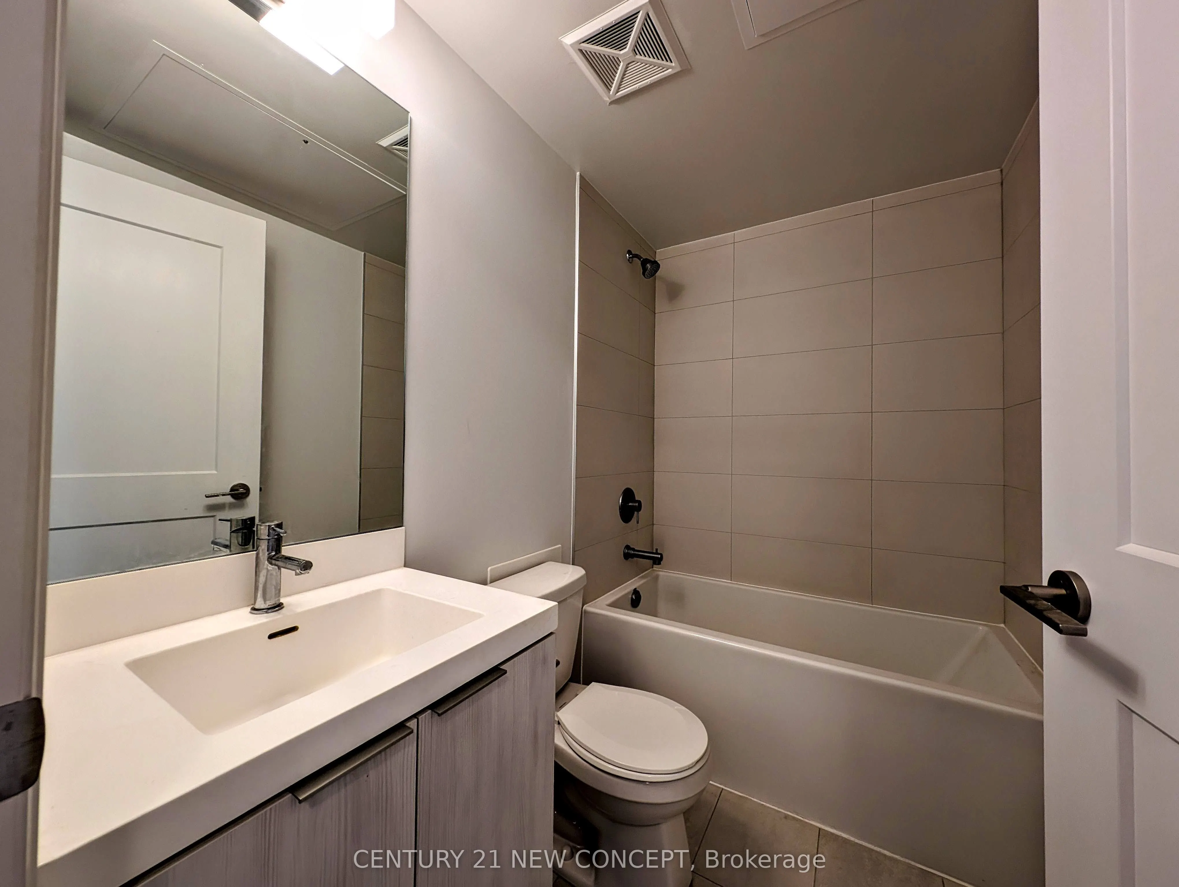 8 Widmer Street, #1707