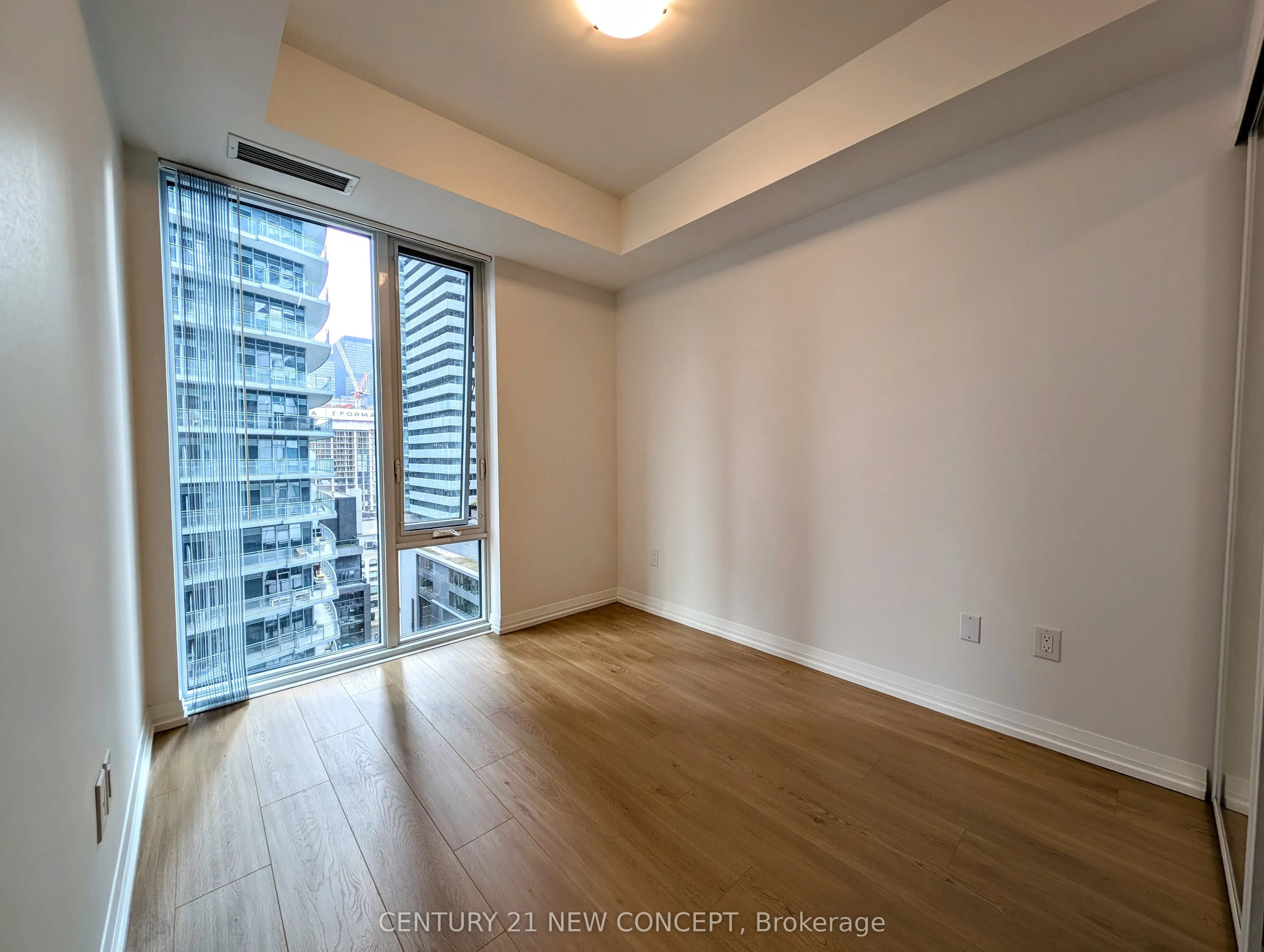 8 Widmer Street, #1707