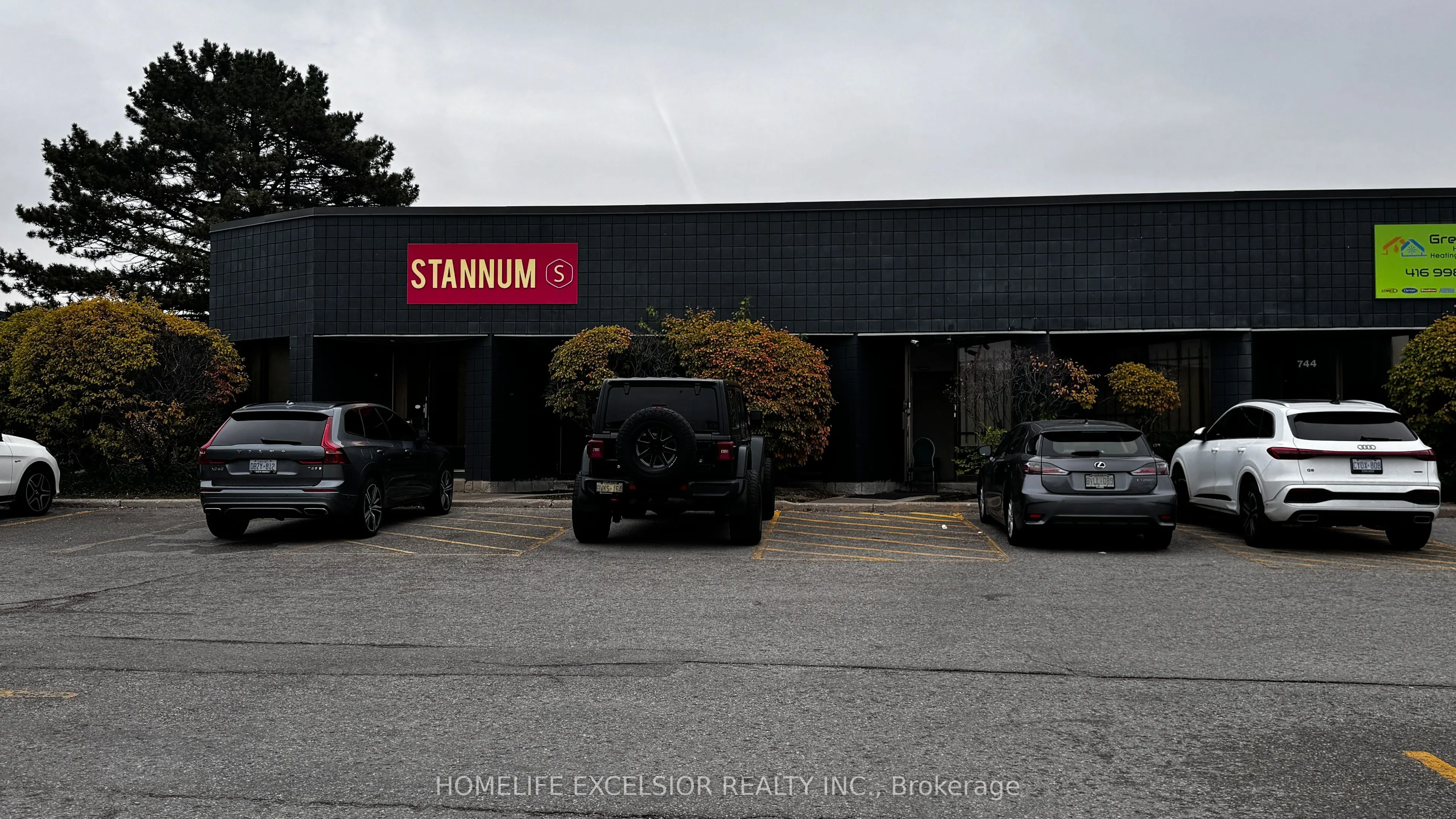 748-750 Gordon Baker Road