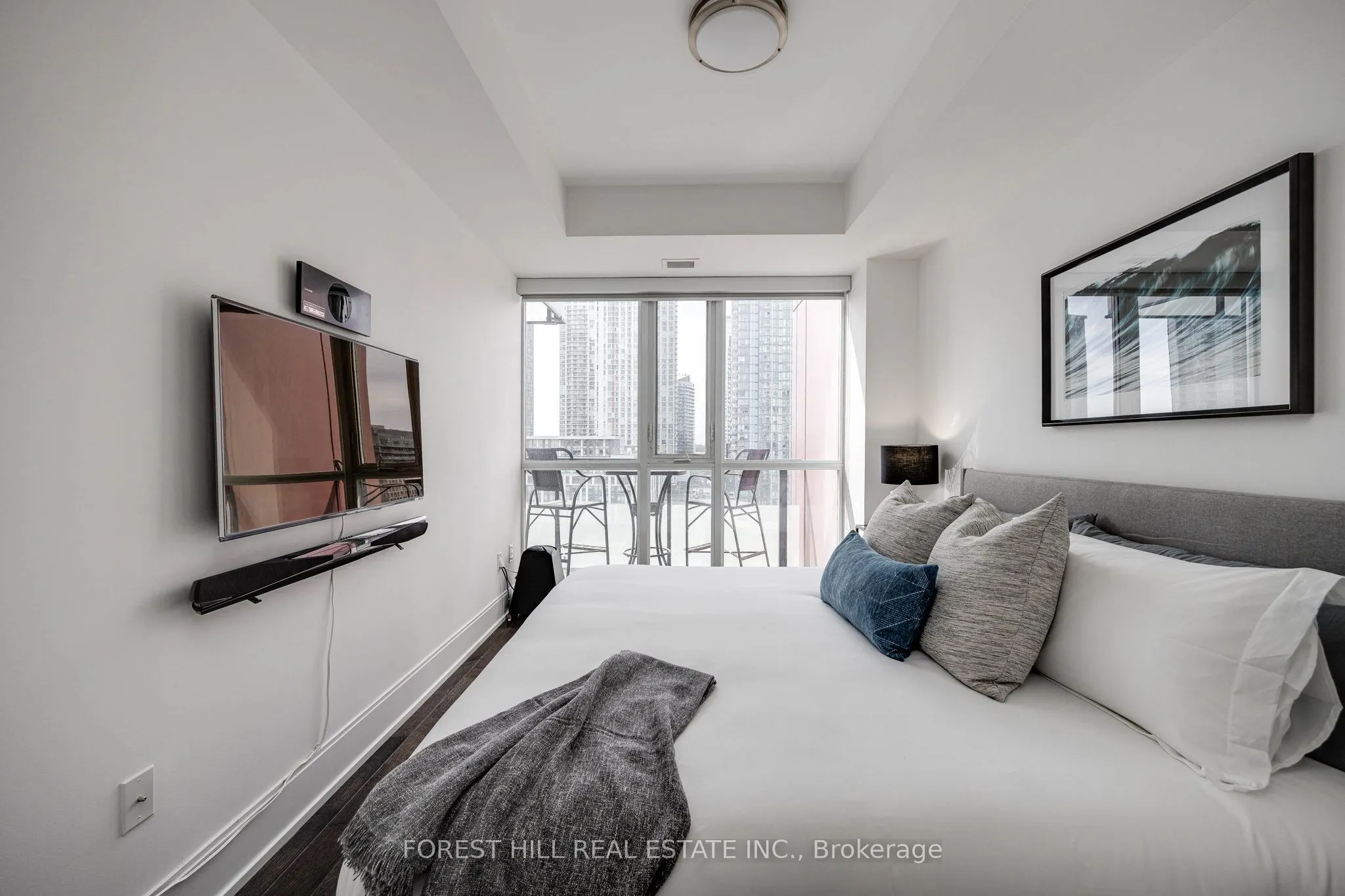 560 Front Street W, #931