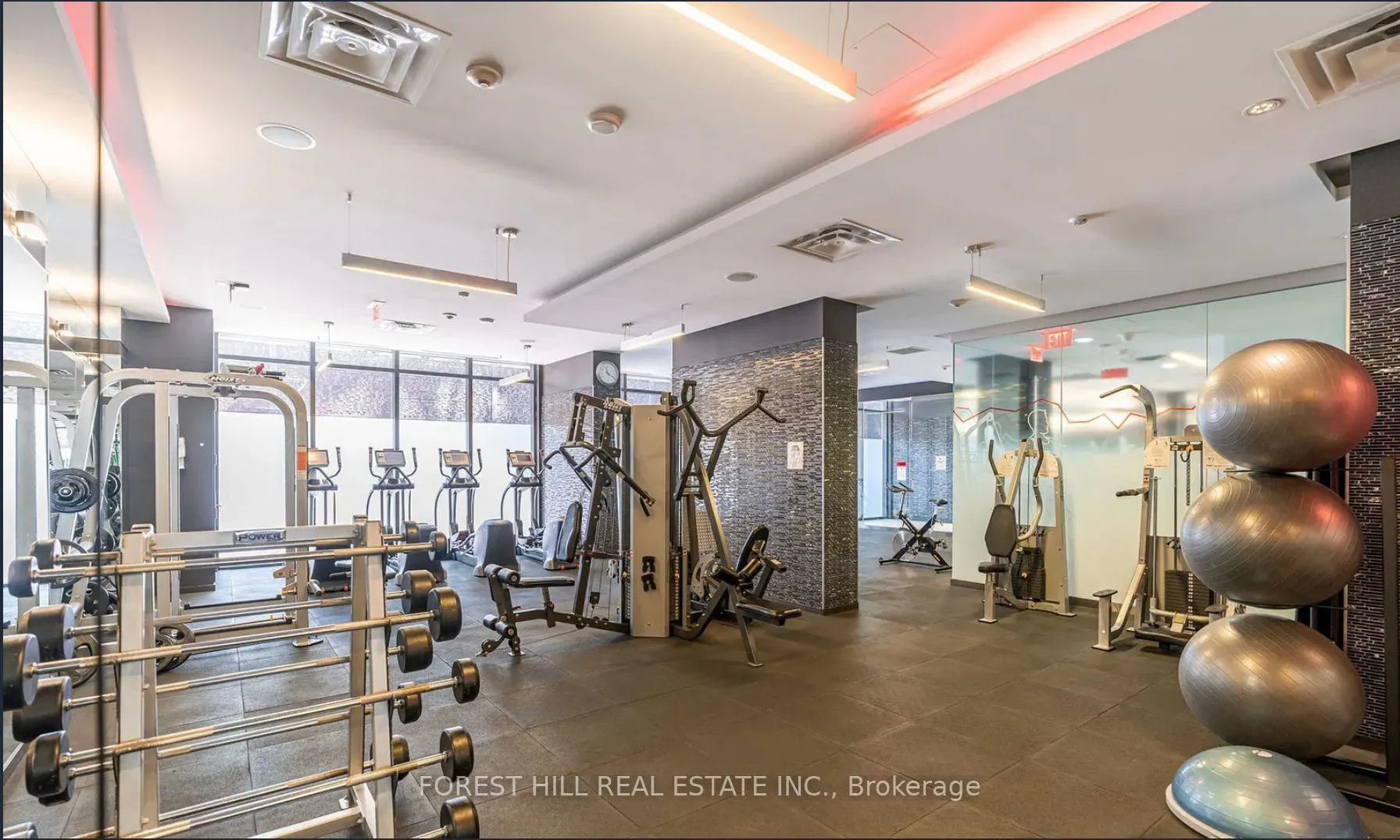560 Front Street W, #931