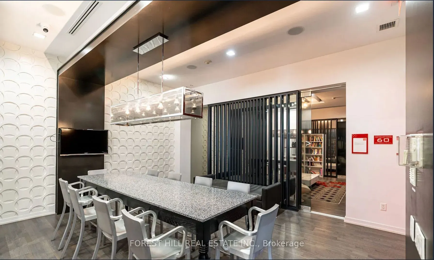 560 Front Street W, #931