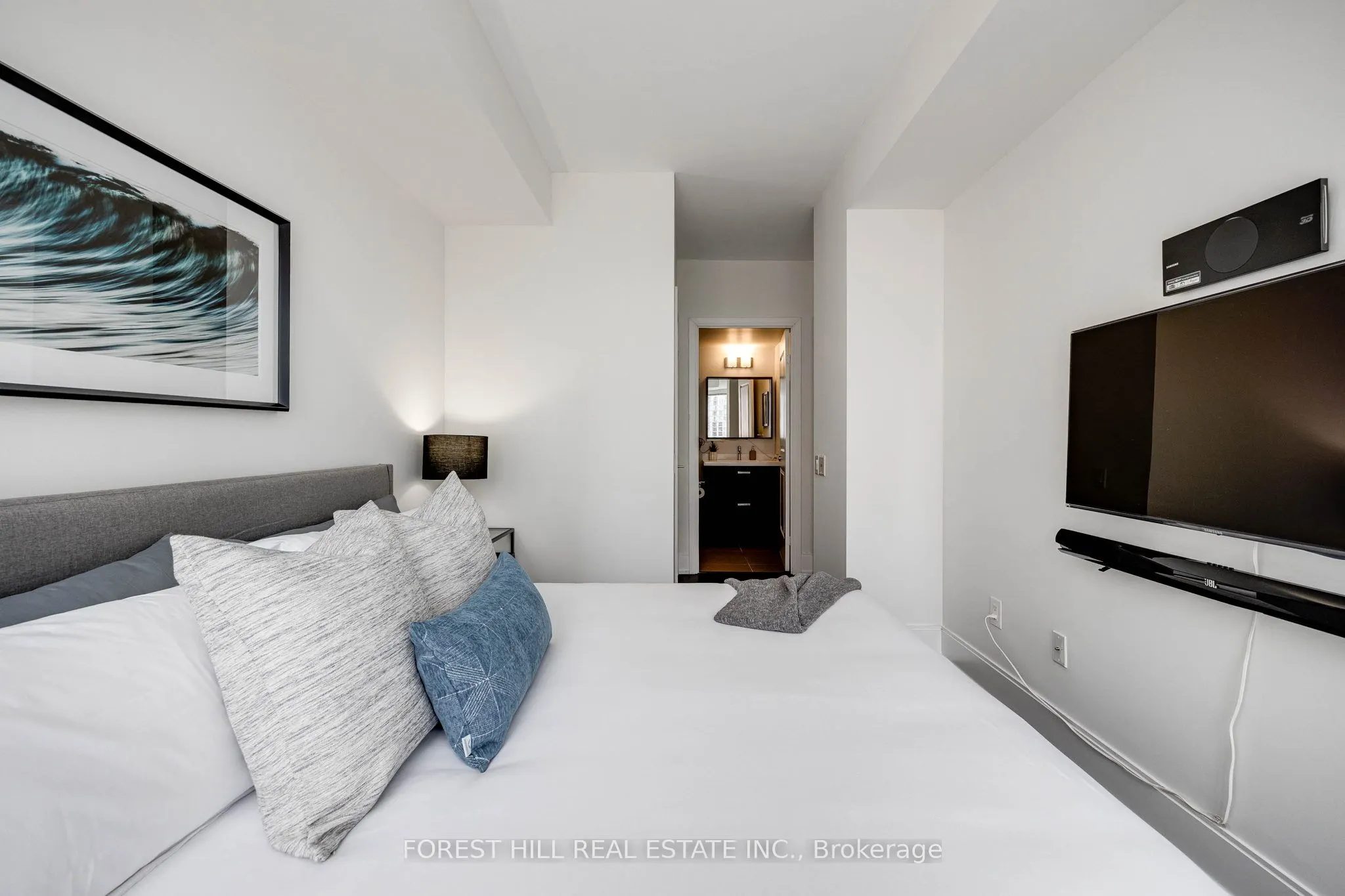 560 Front Street W, #931