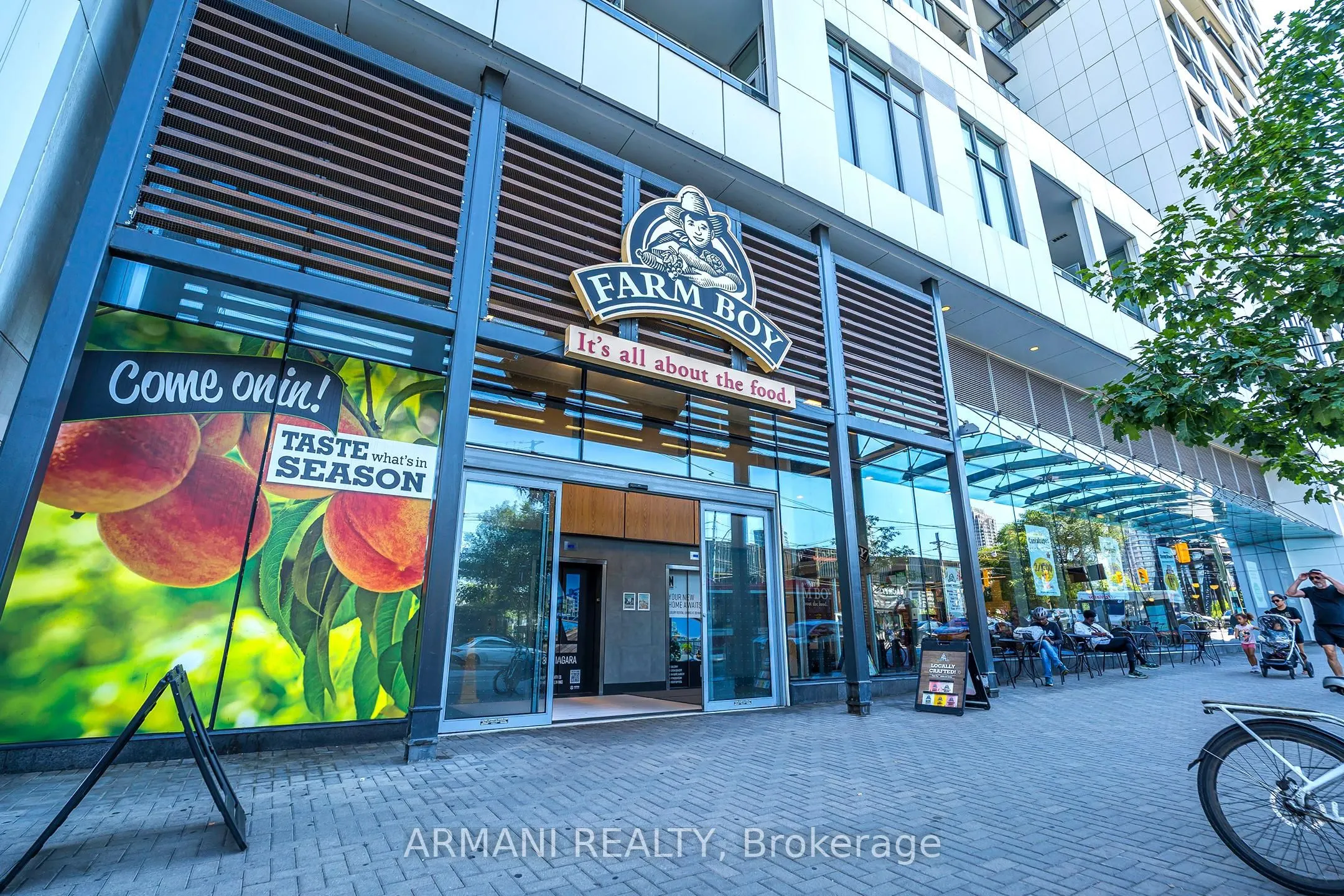 27 Bathurst Street, #1213w